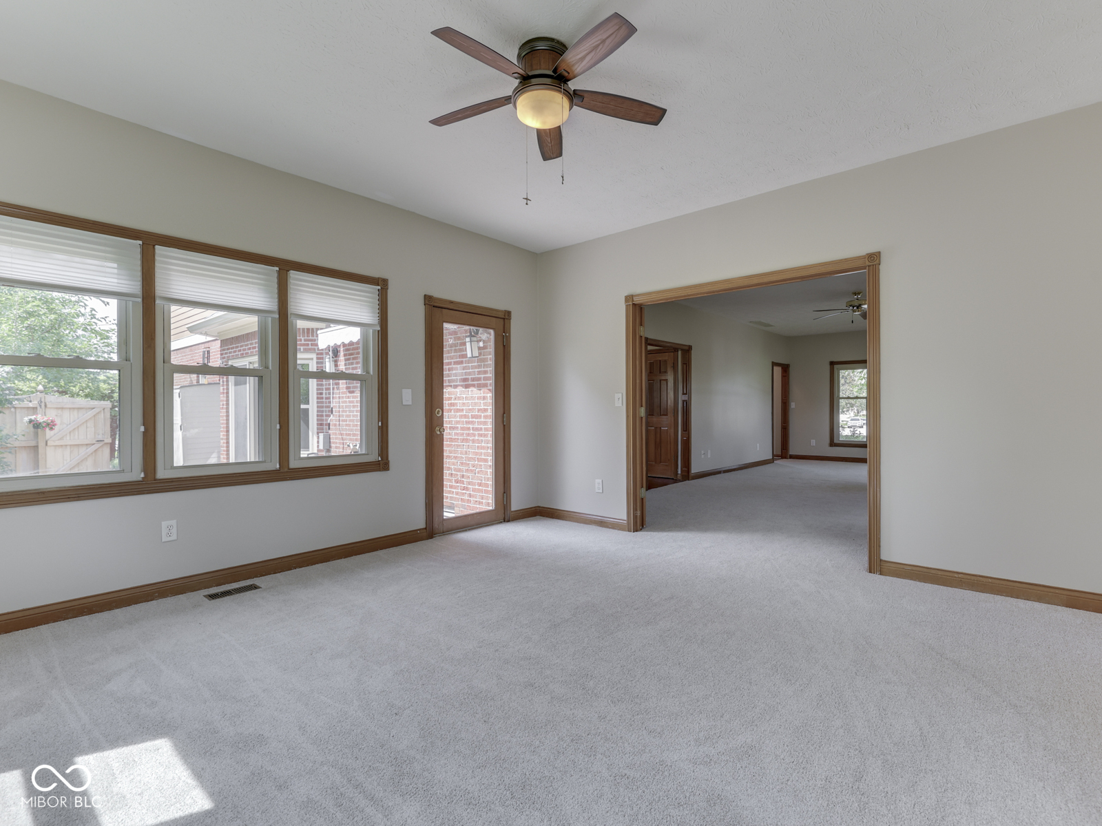 3601 Lakeshore Court