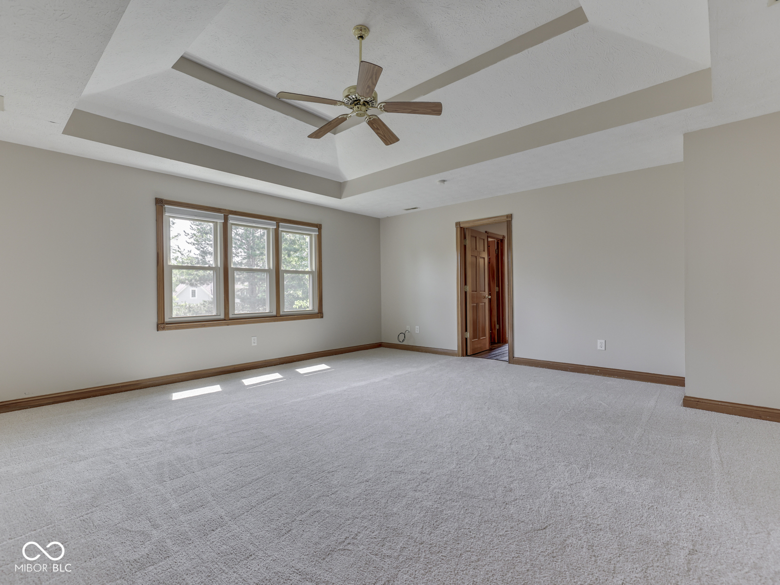 3601 Lakeshore Court