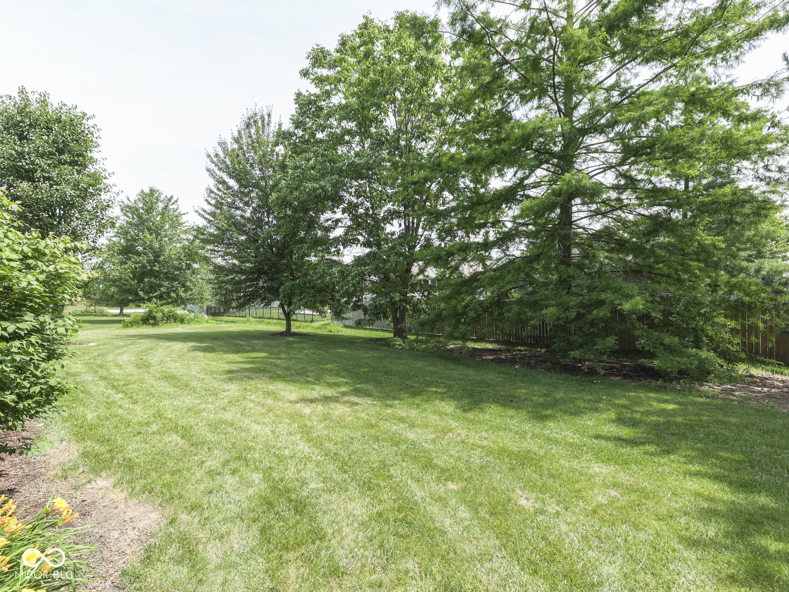 3601 Lakeshore Court