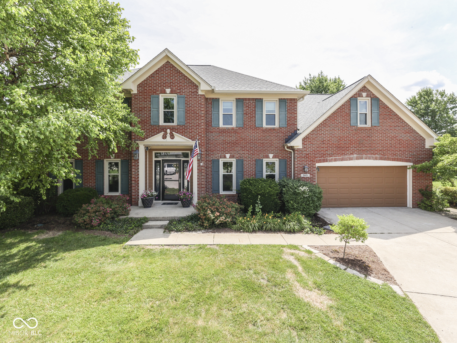 3601 Lakeshore Court