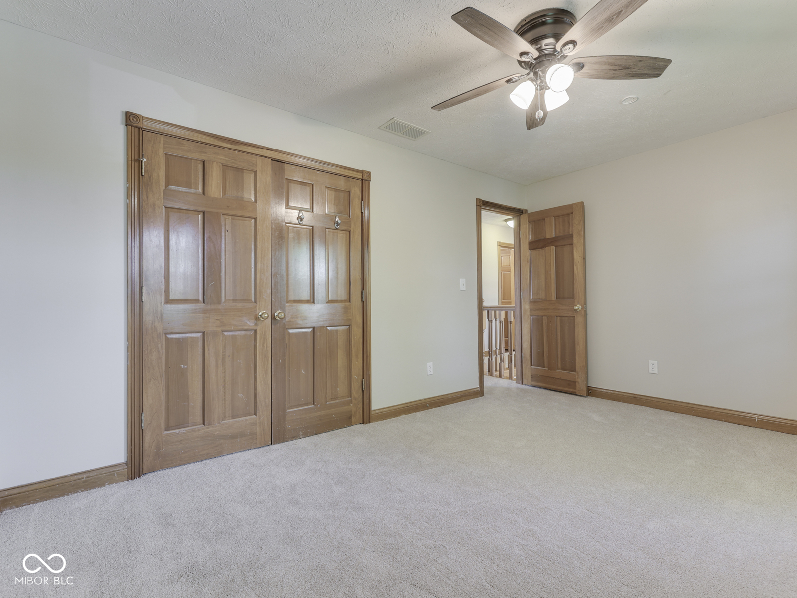 3601 Lakeshore Court
