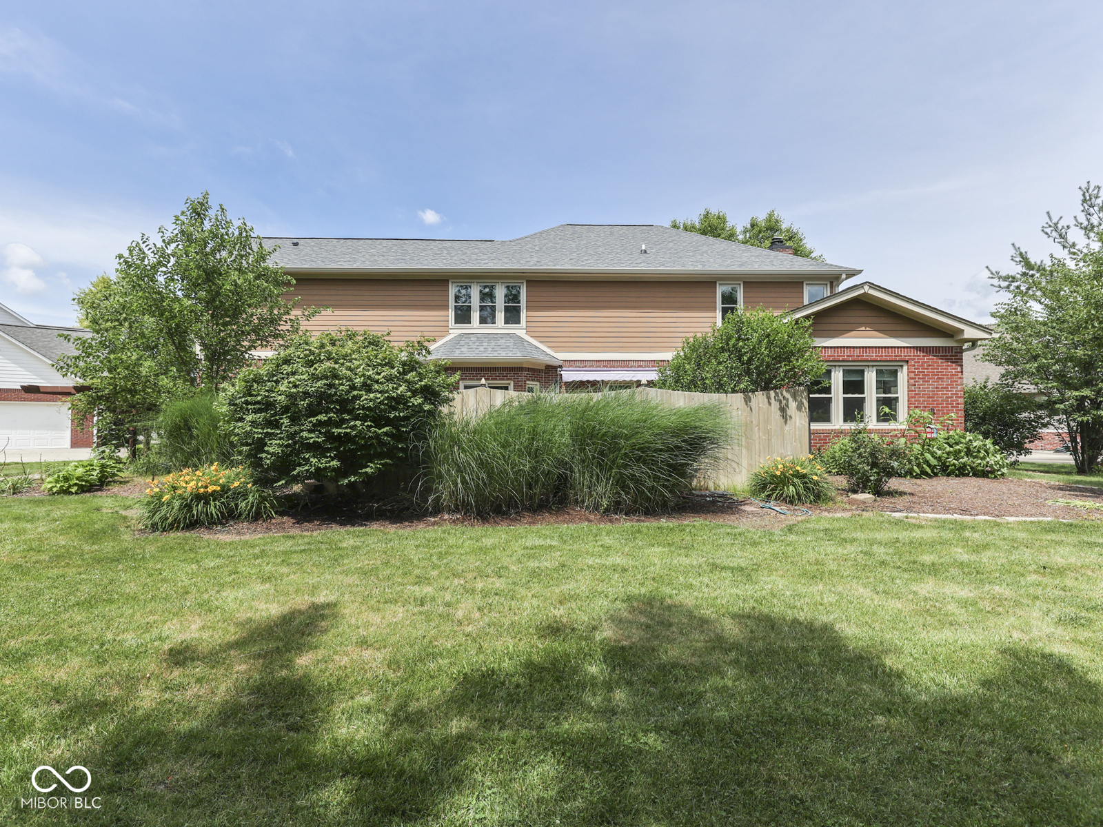 3601 Lakeshore Court