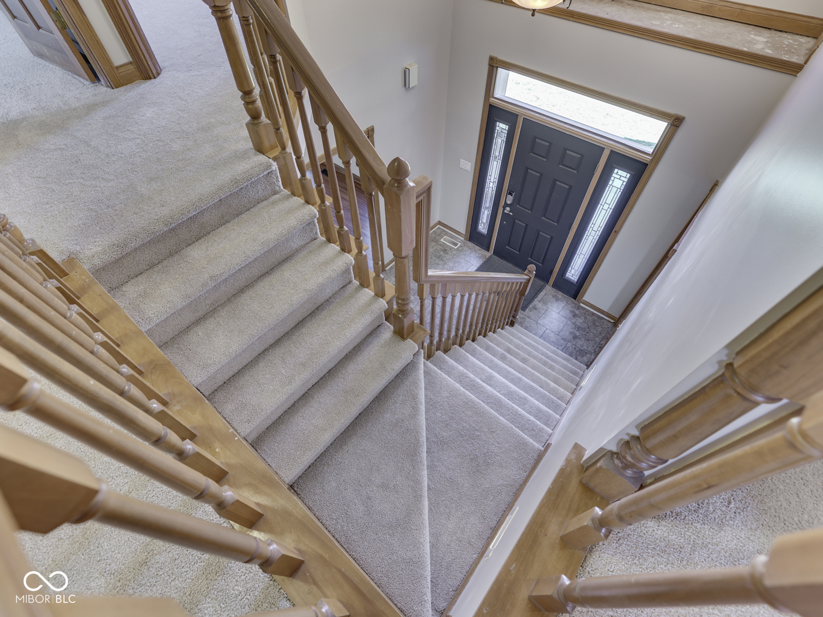 3601 Lakeshore Court