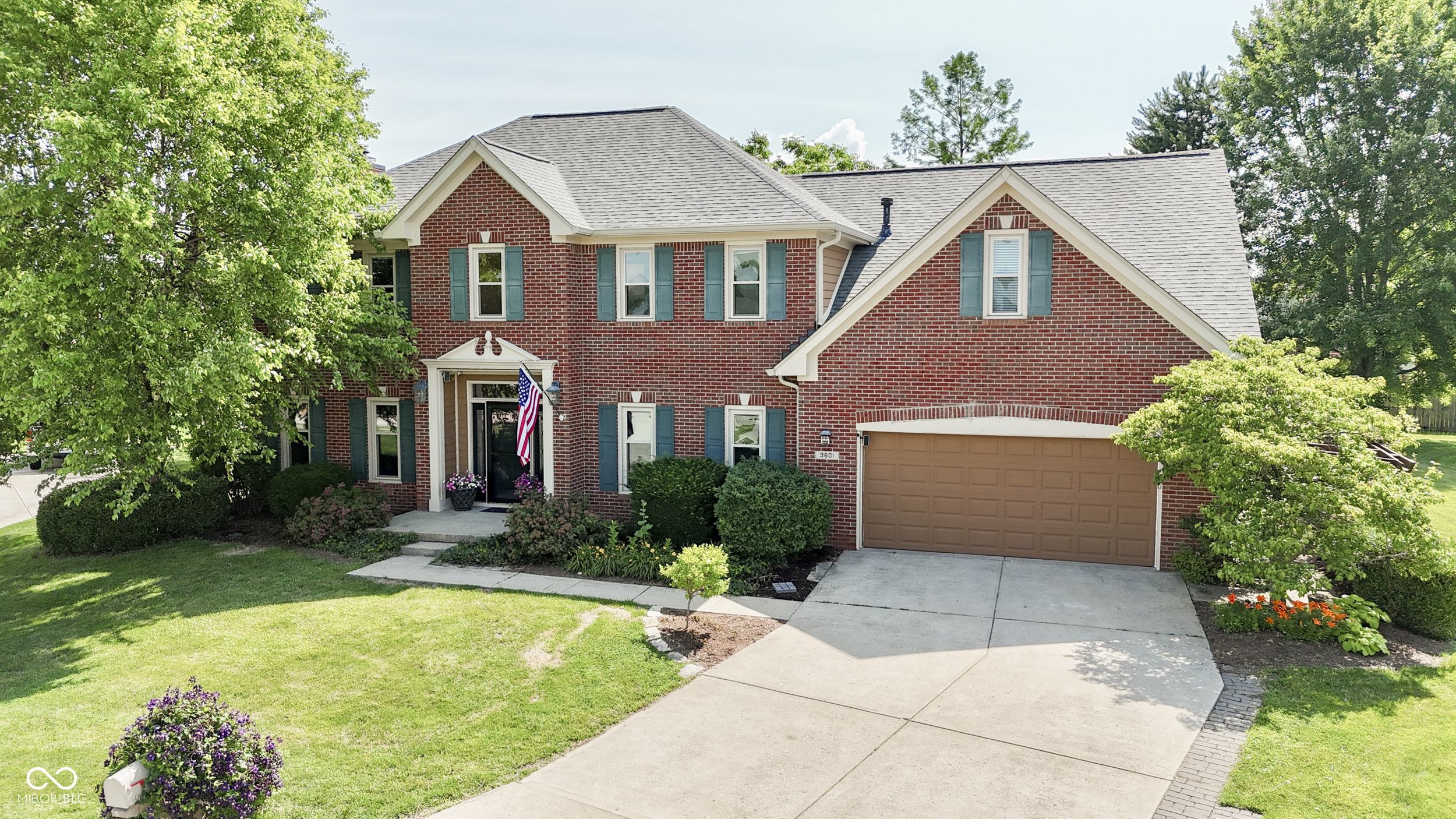 3601 Lakeshore Court