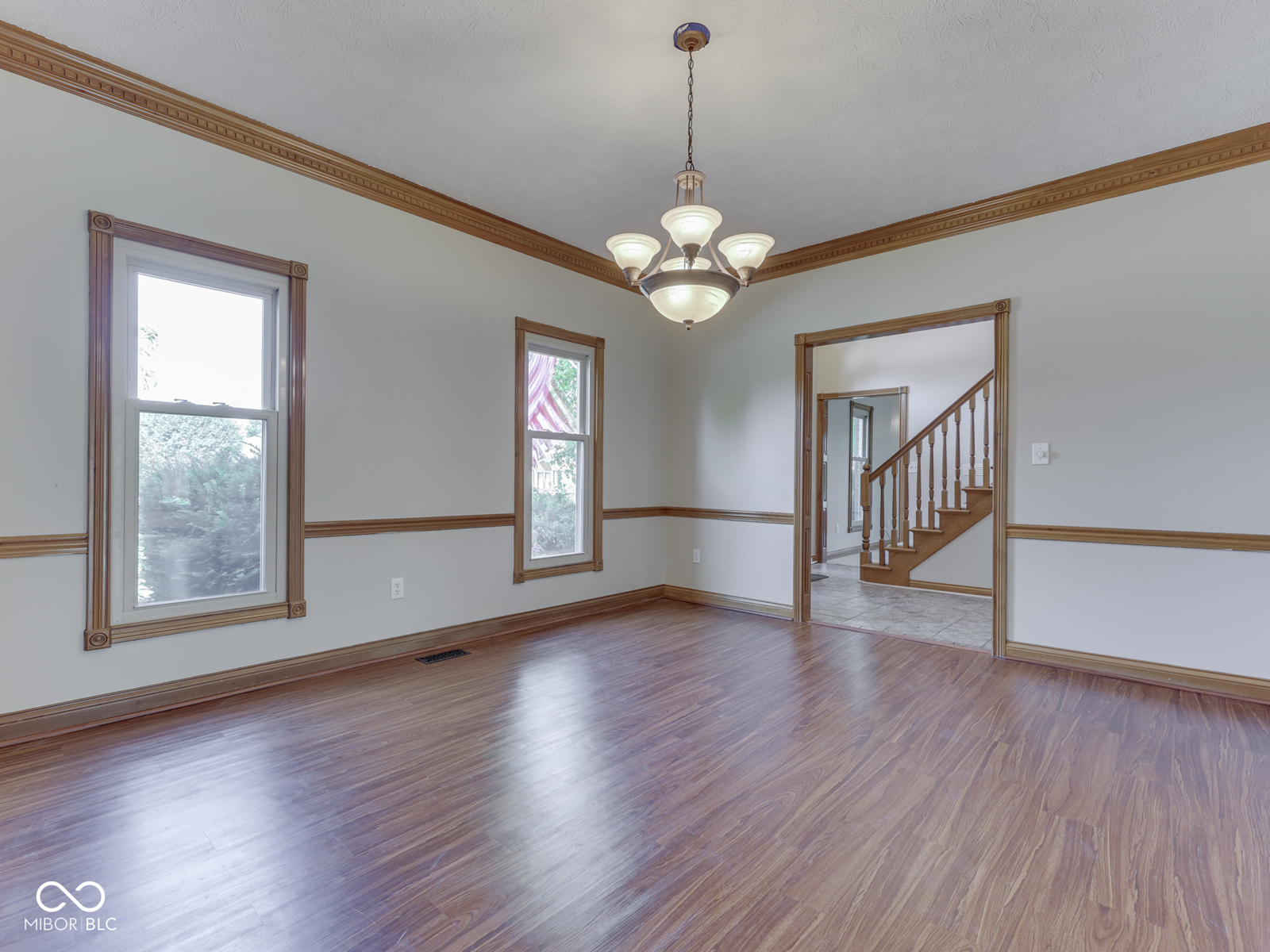 3601 Lakeshore Court