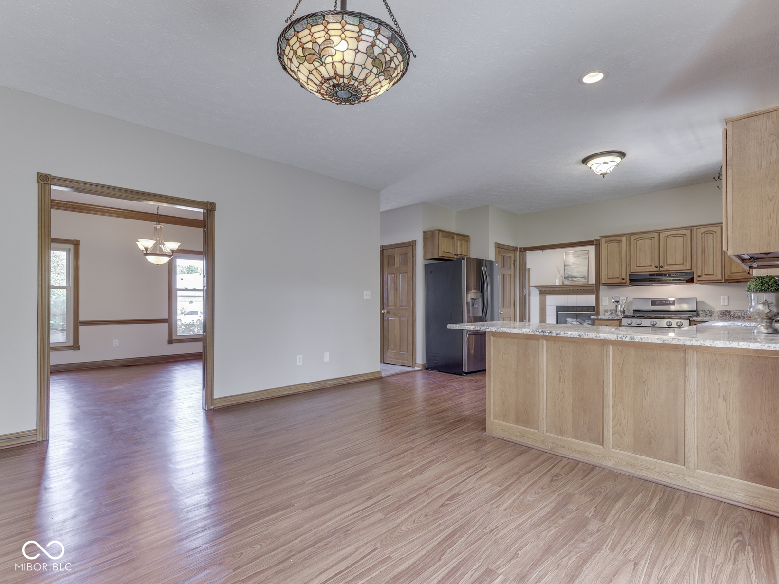 3601 Lakeshore Court