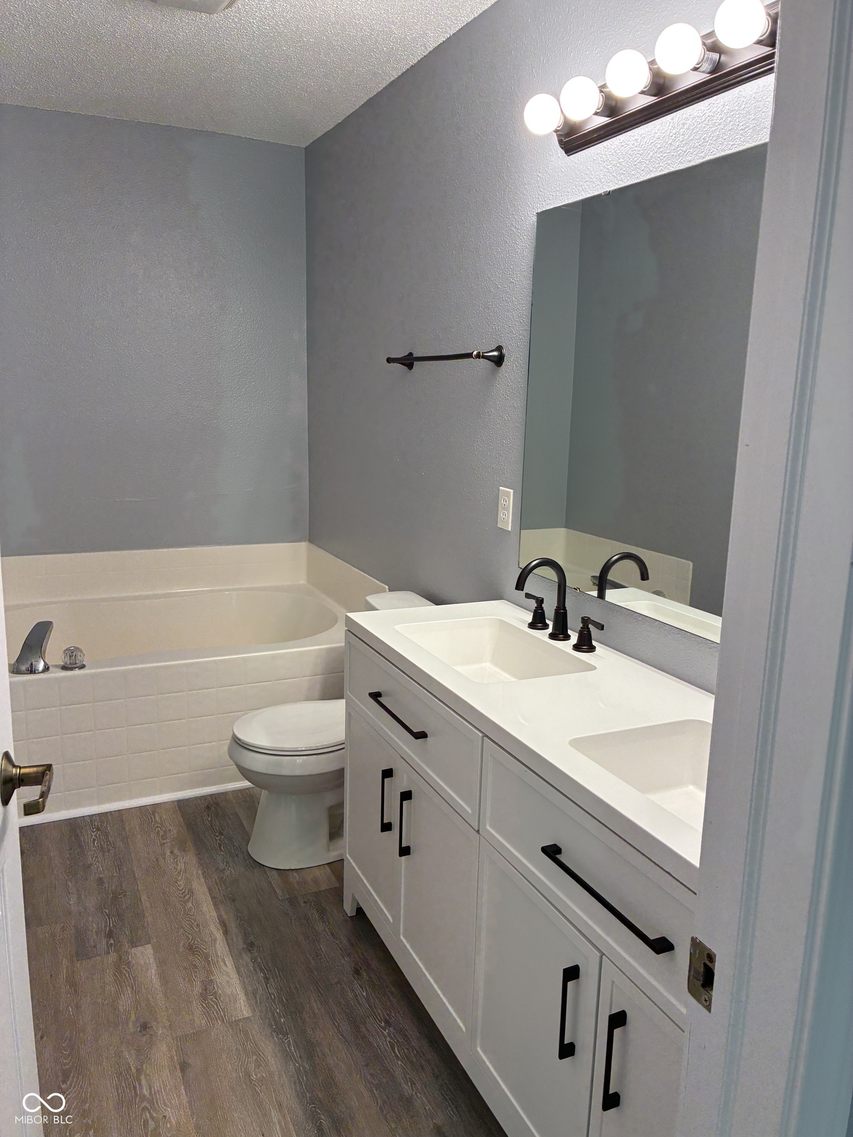 19236 Fox Chase Drive