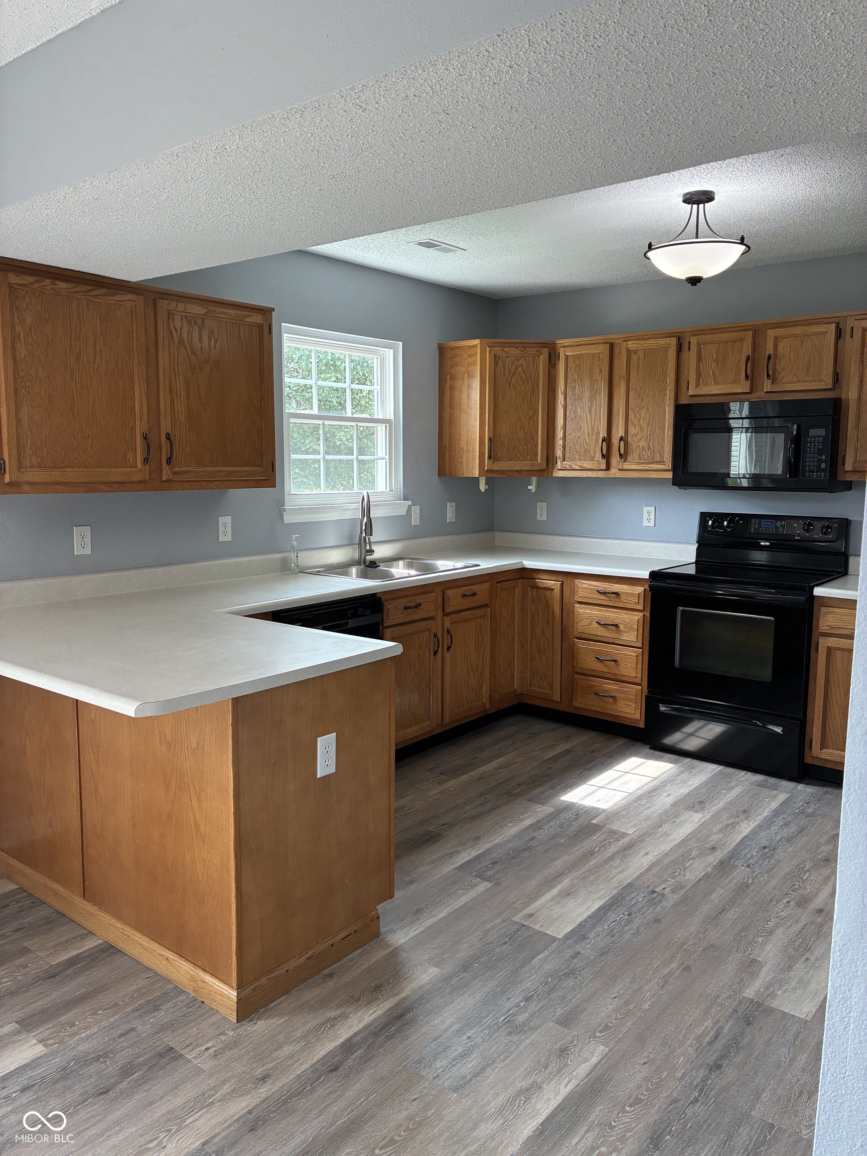 19236 Fox Chase Drive