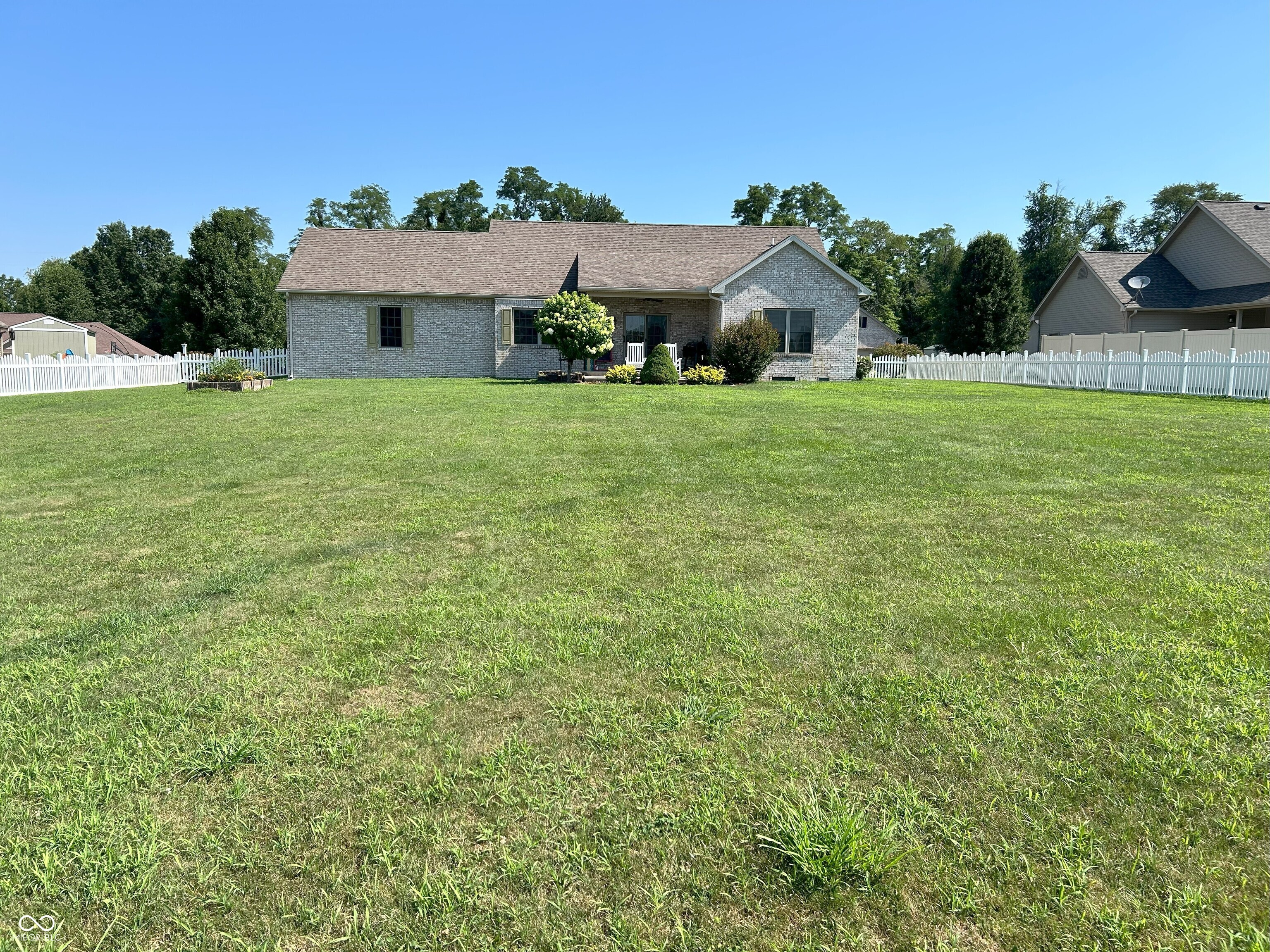 2080 Galway Trail N