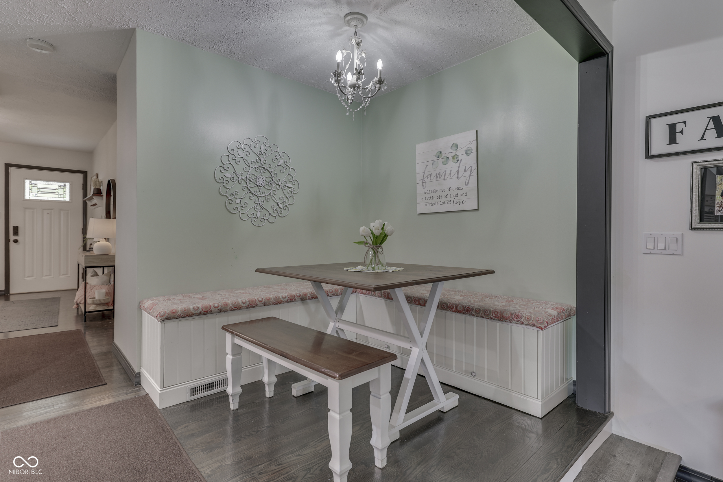 110 N Tresslar Avenue