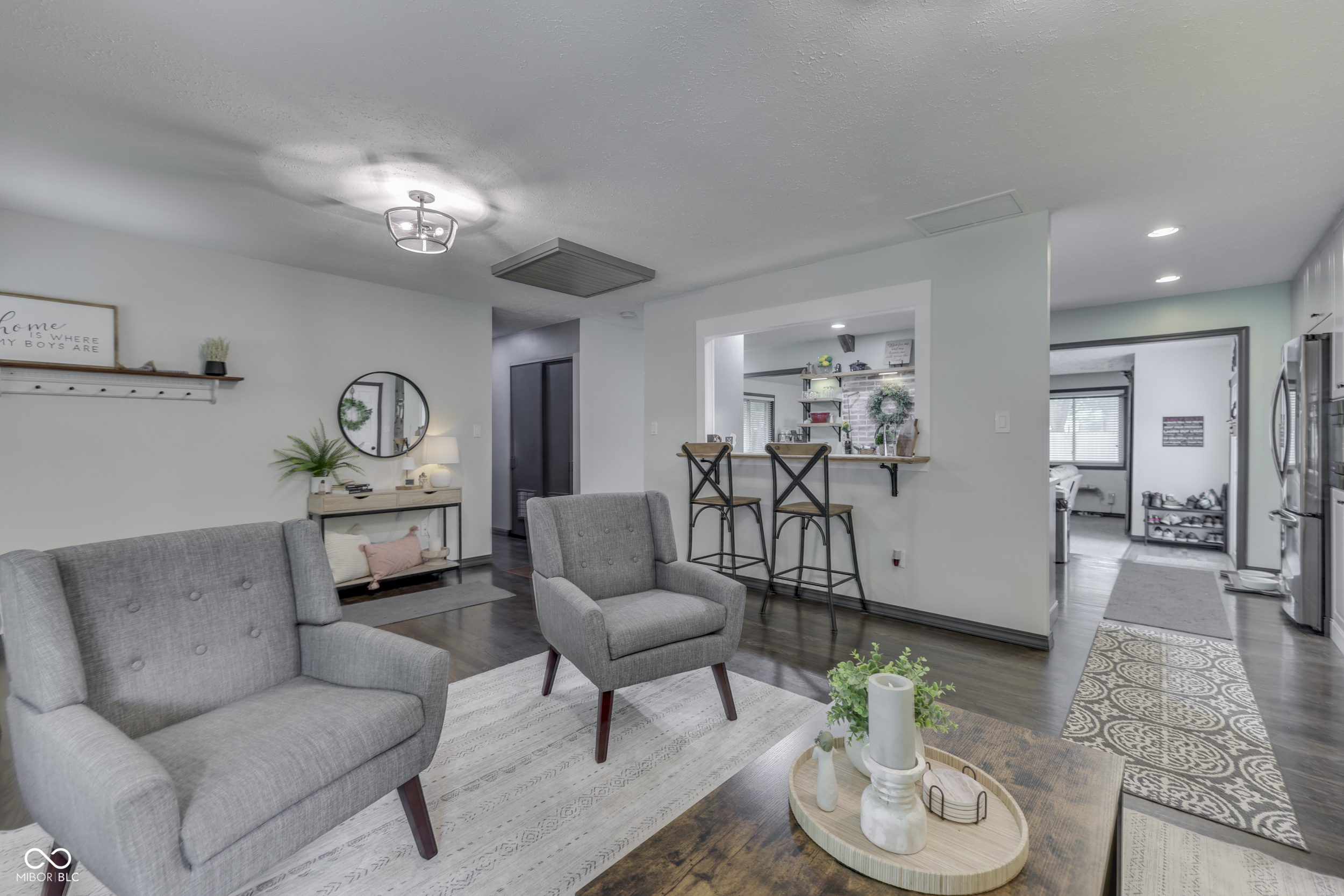 110 N Tresslar Avenue