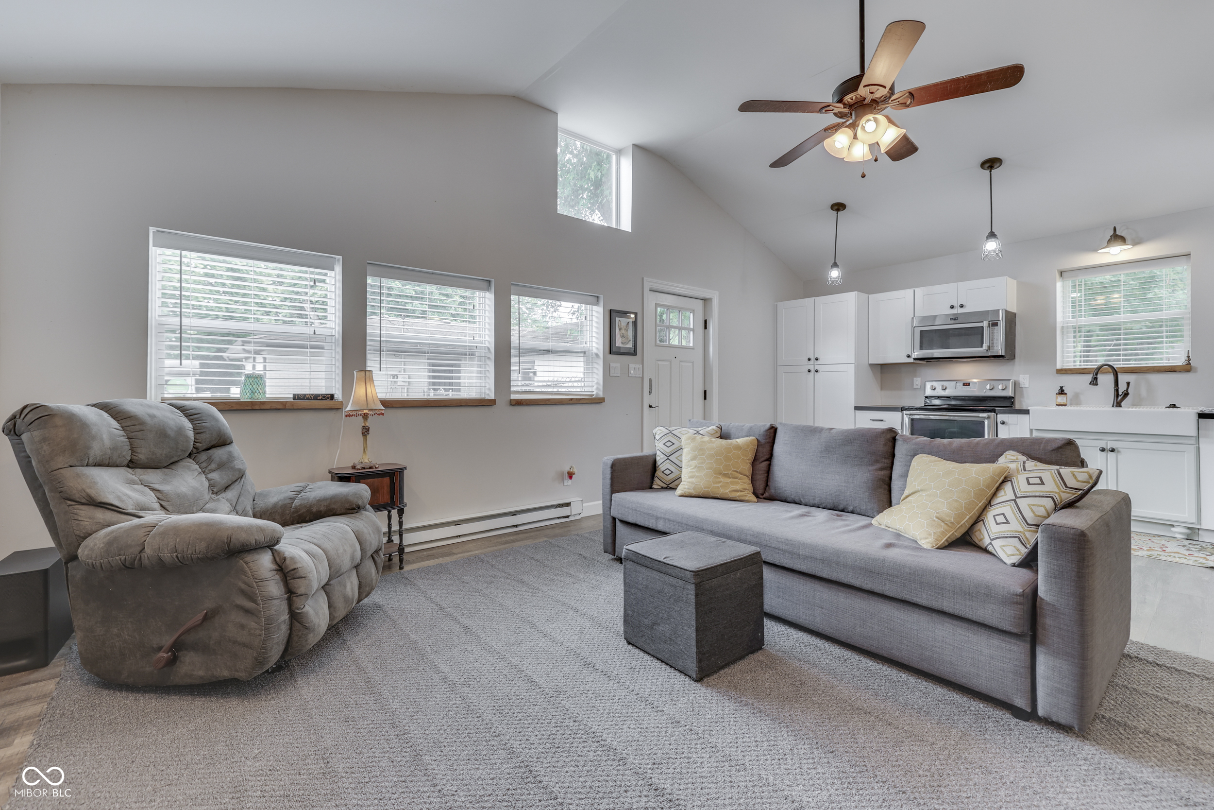 110 N Tresslar Avenue