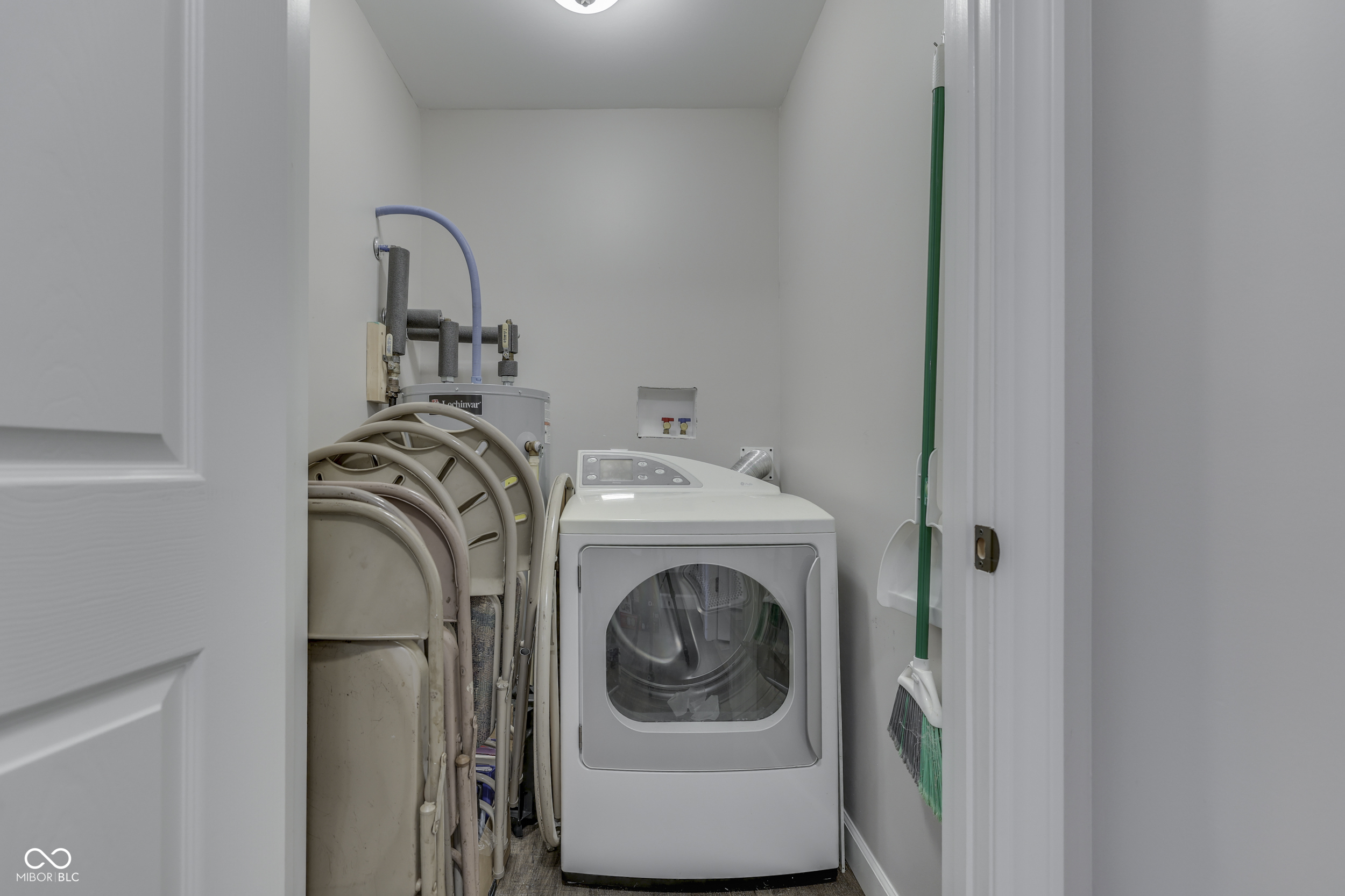 110 N Tresslar Avenue