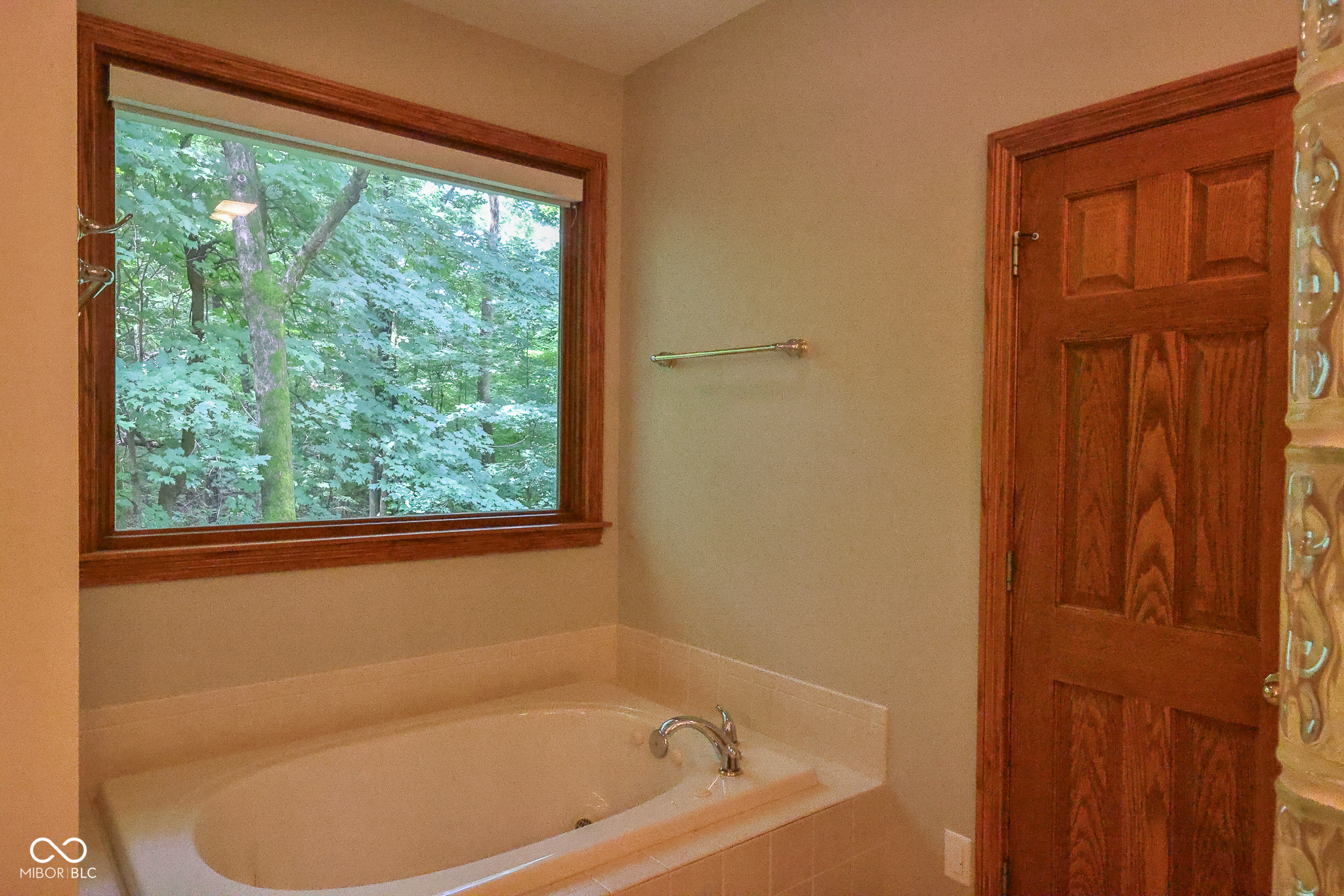 11009 Fall Creek Road