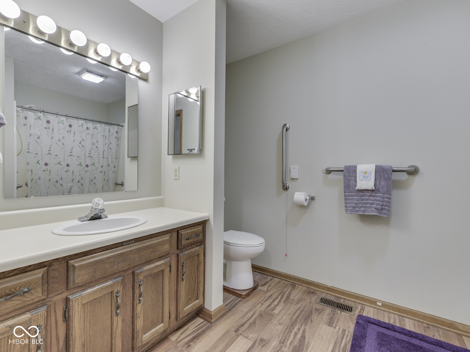 6407 Friendship Circle Unit: 15