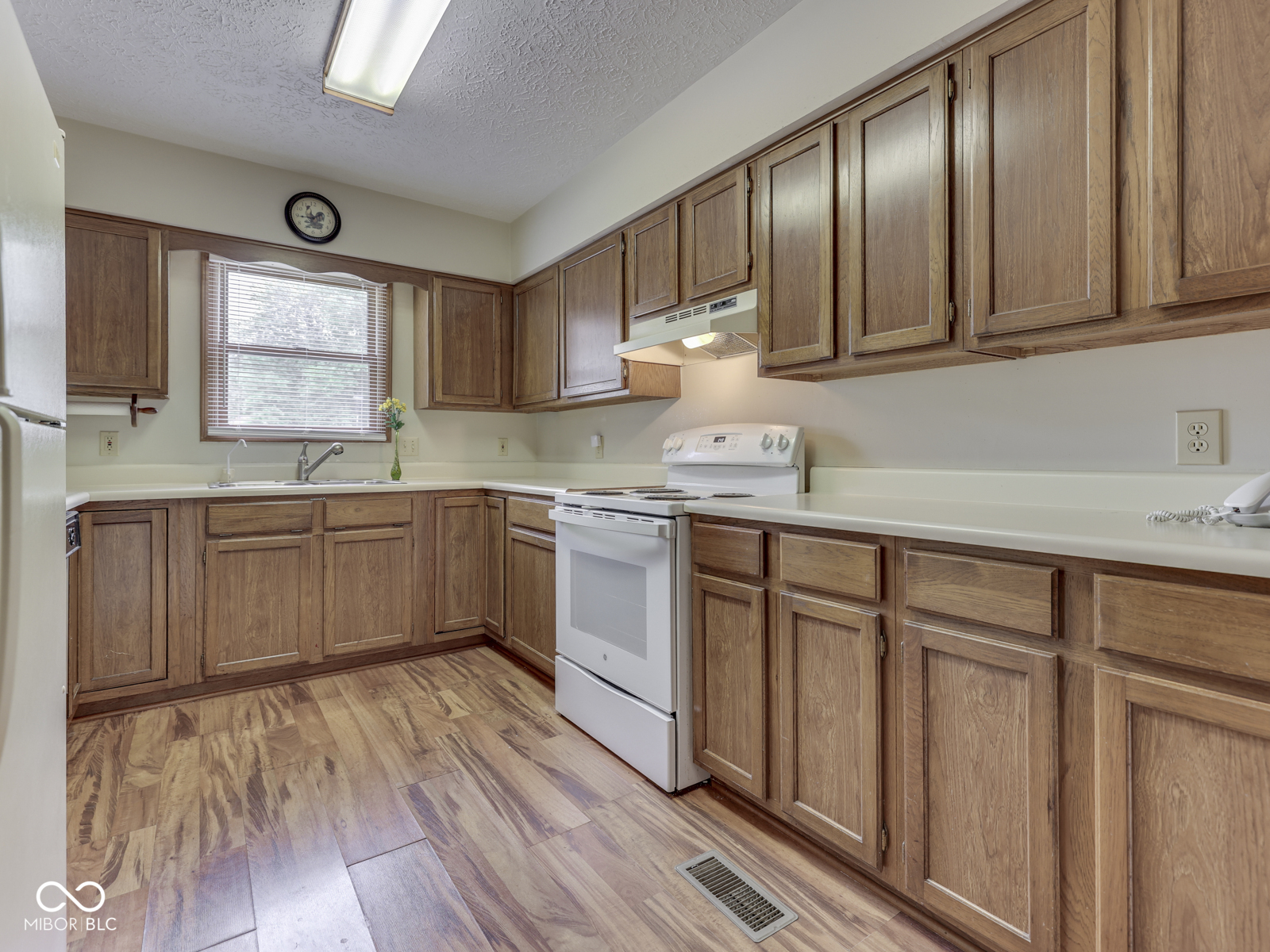 6407 Friendship Circle Unit: 15