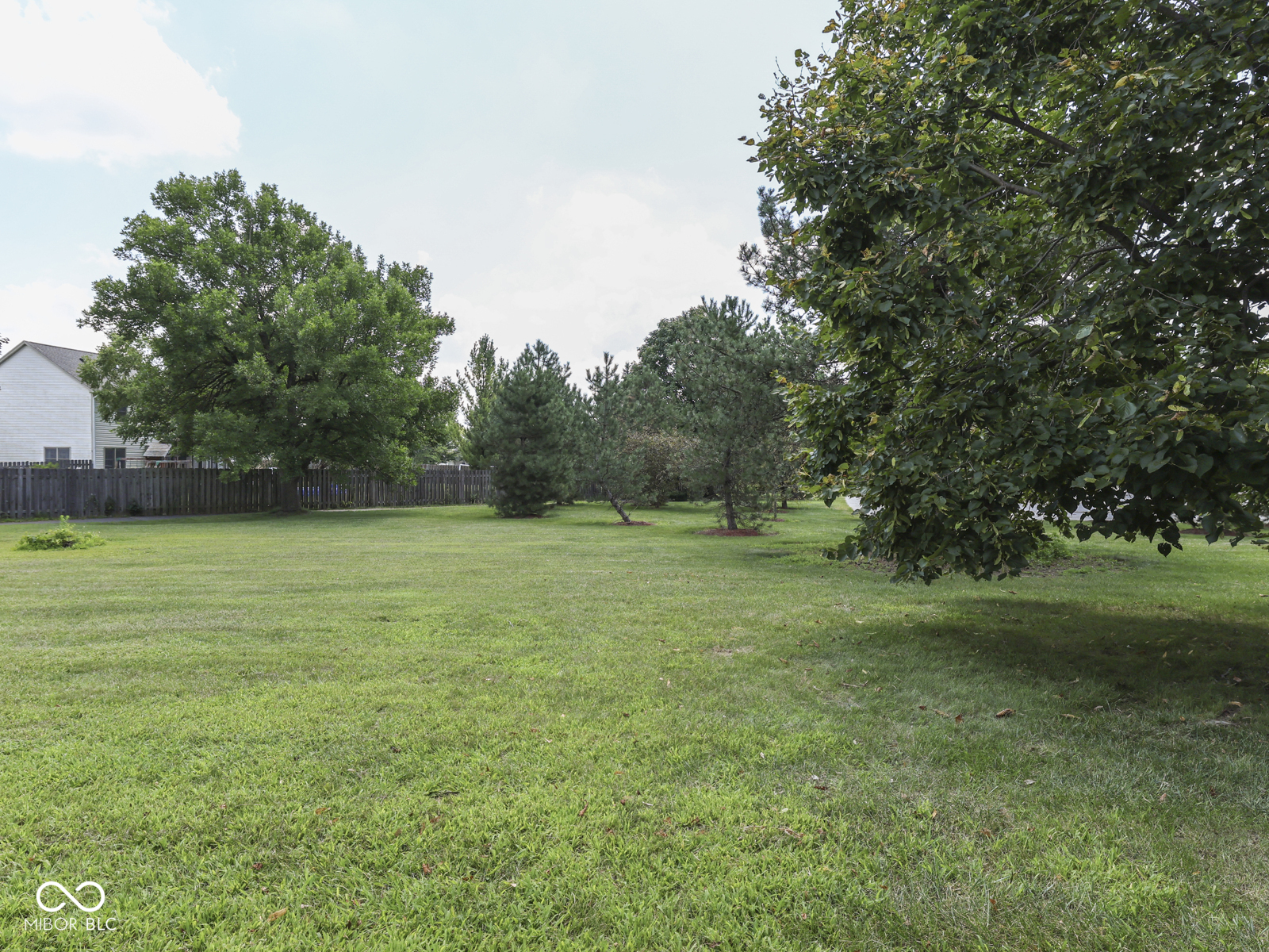 6407 Friendship Circle Unit: 15