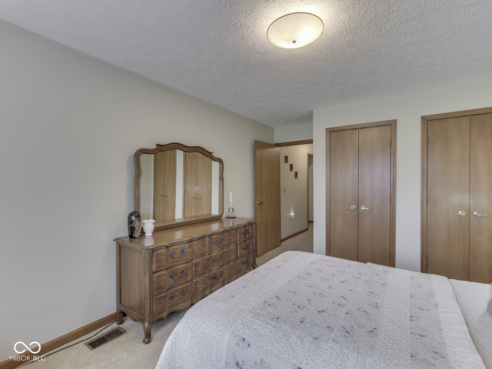 6407 Friendship Circle Unit: 15