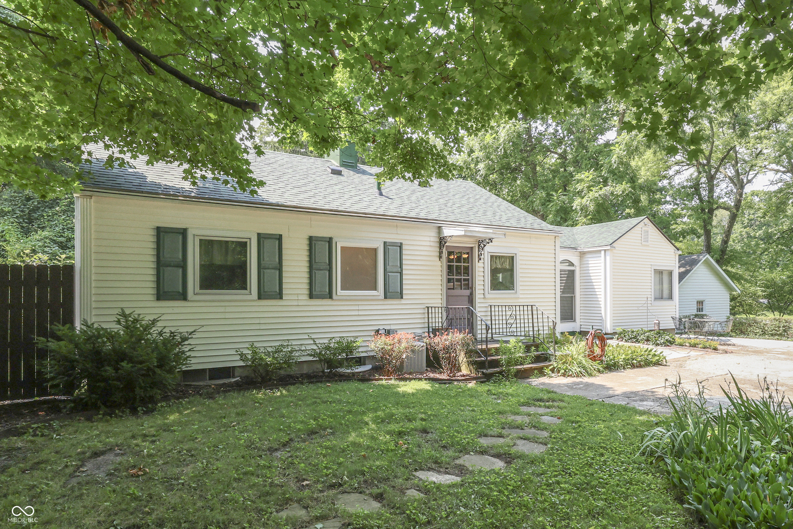 412 Beech Park Drive