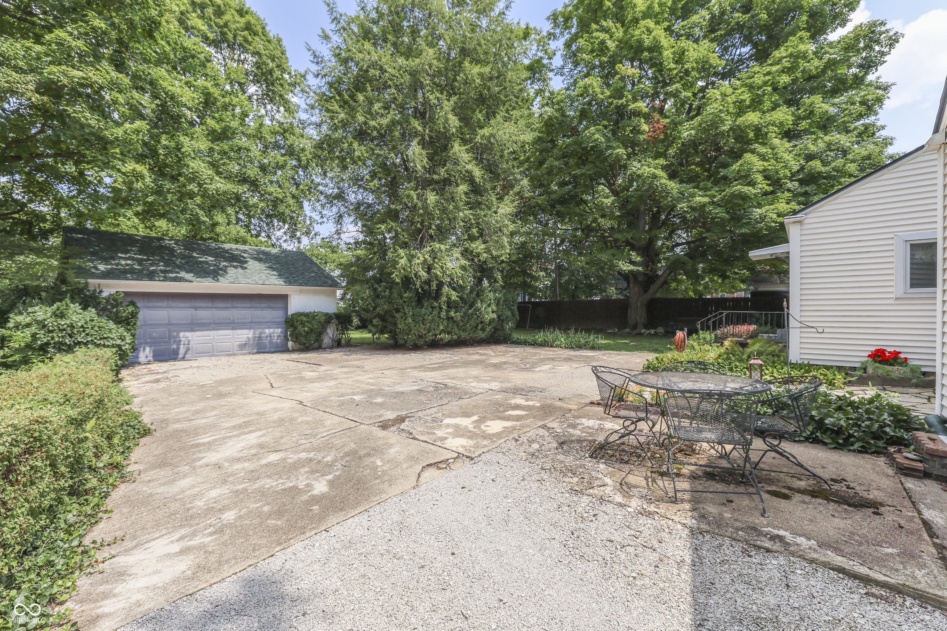 412 Beech Park Drive