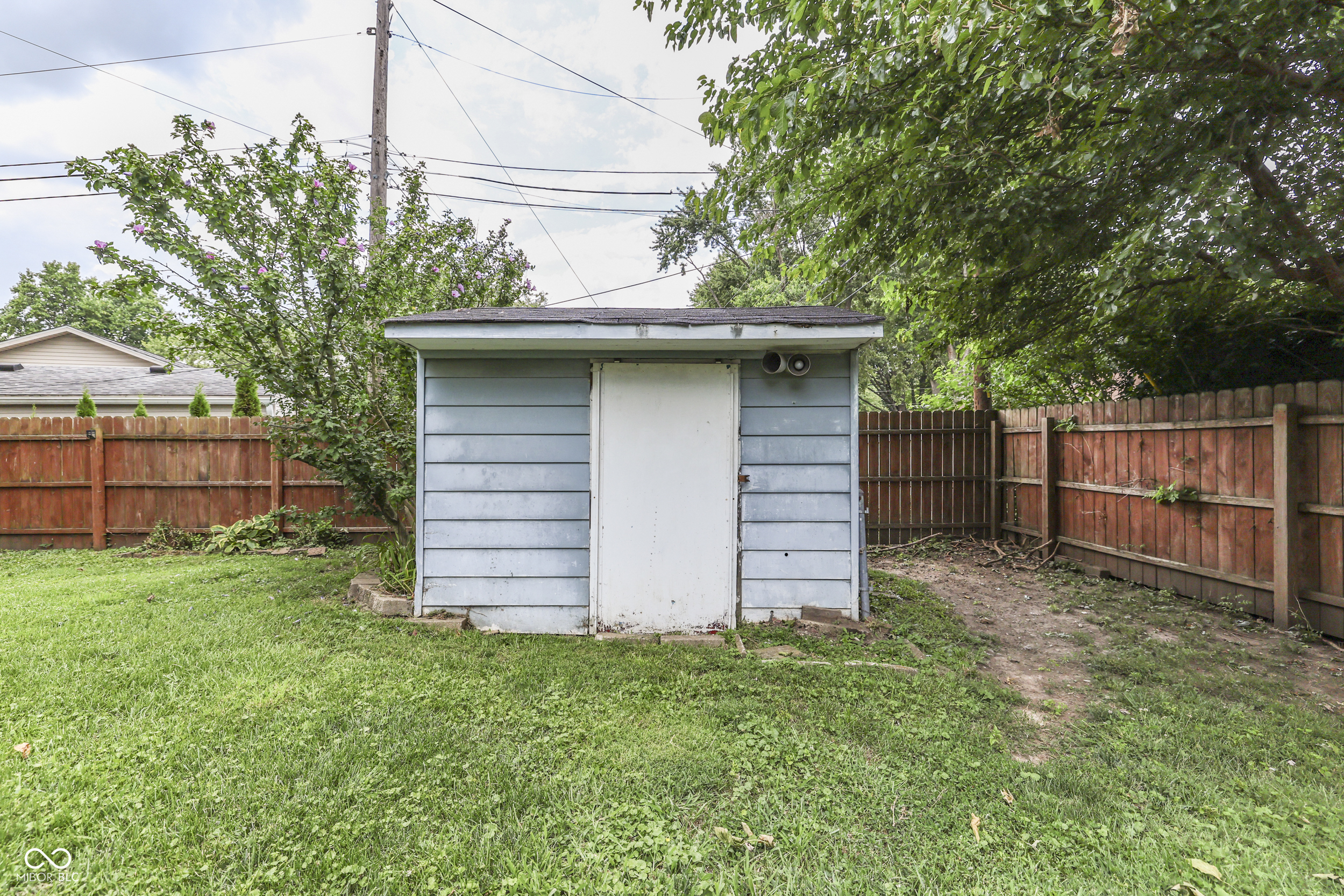 1110 Barefoot Trail