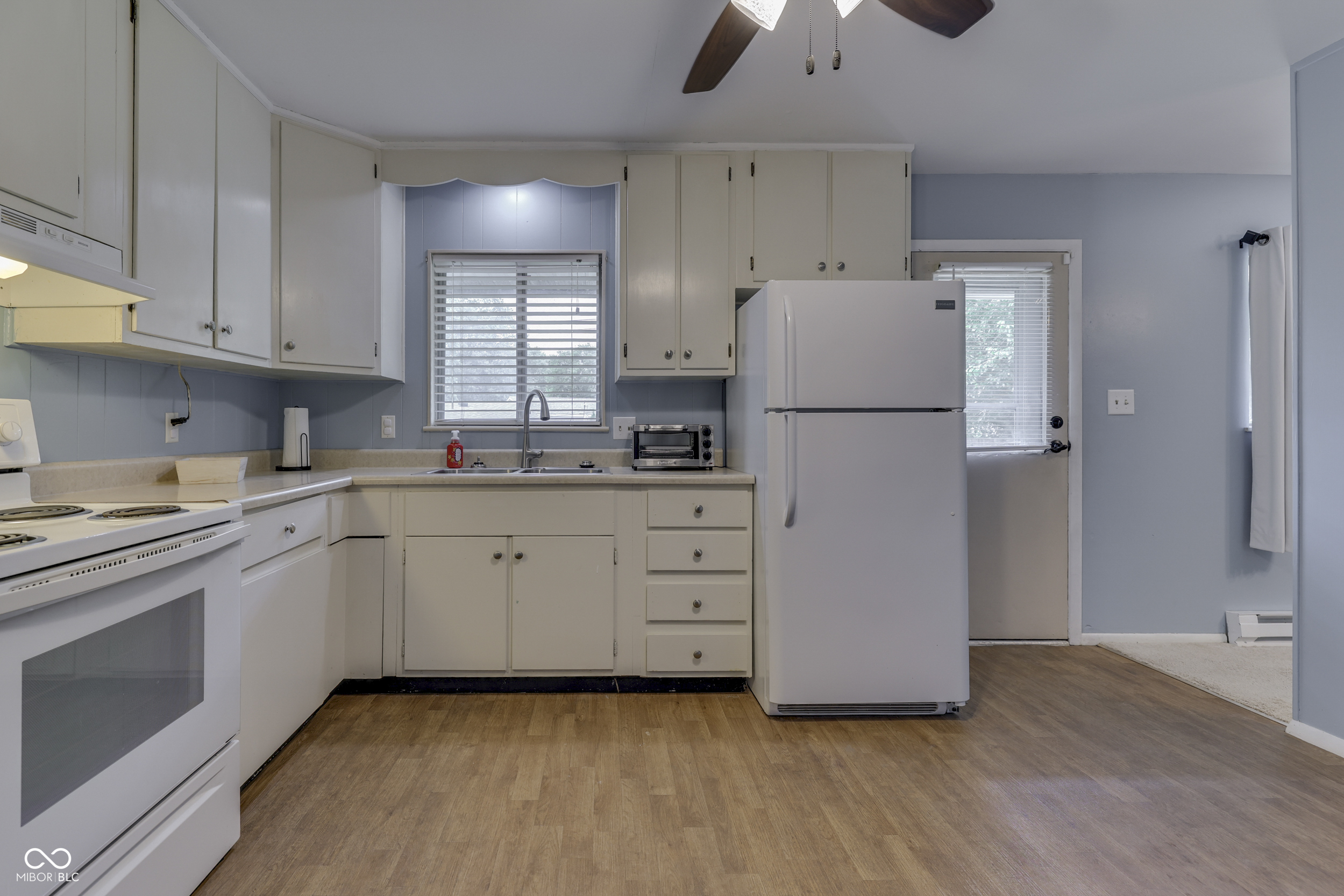 1110 Barefoot Trail