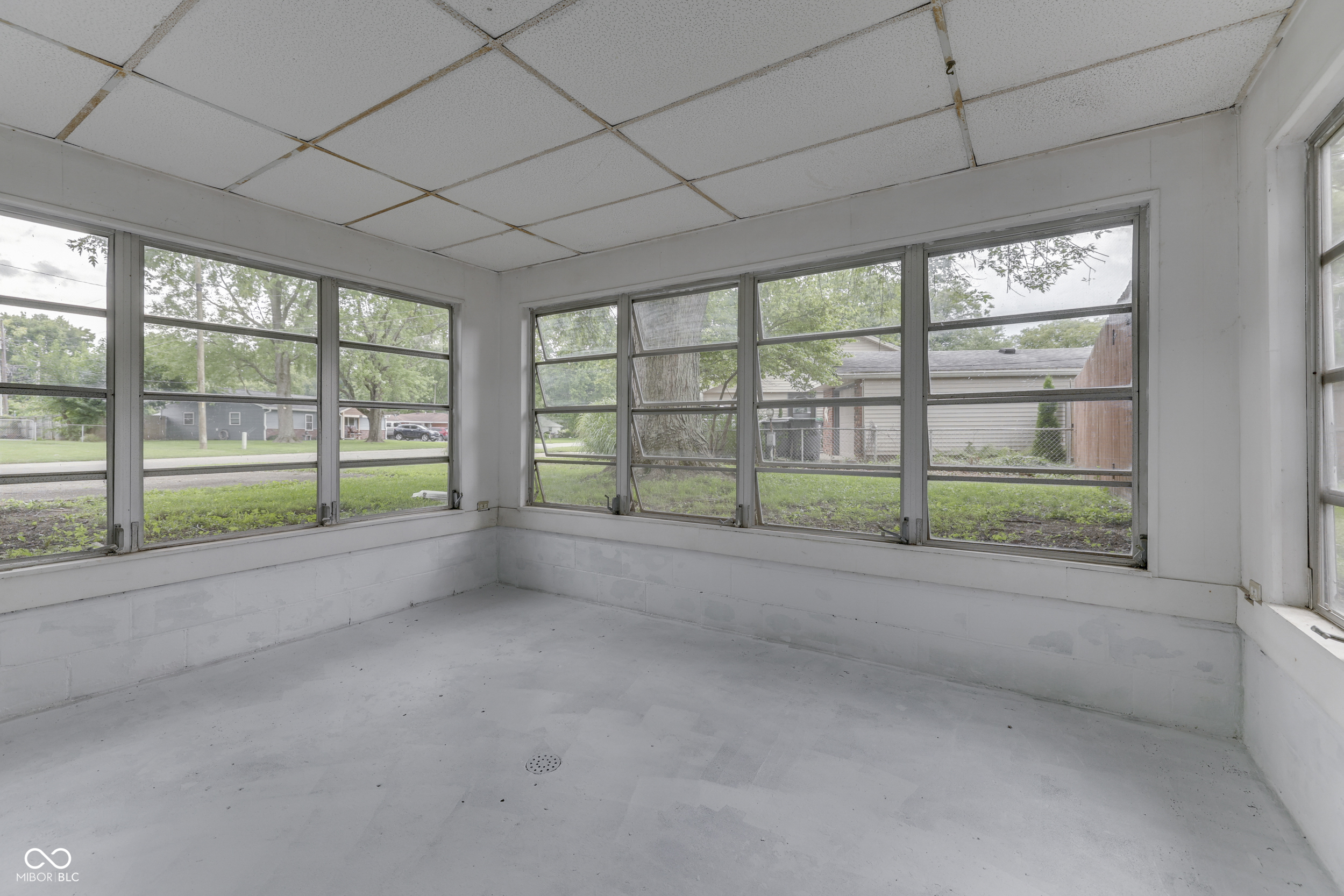 1110 Barefoot Trail