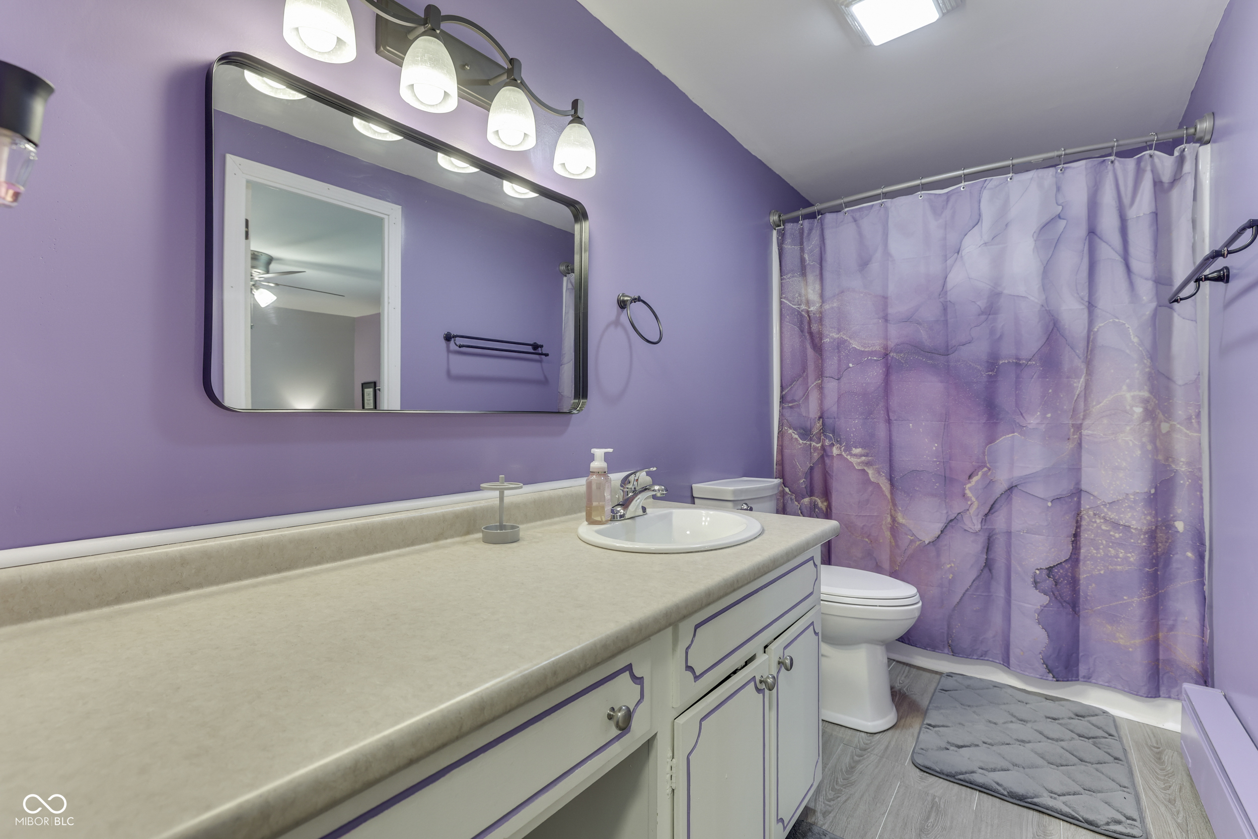 1110 Barefoot Trail