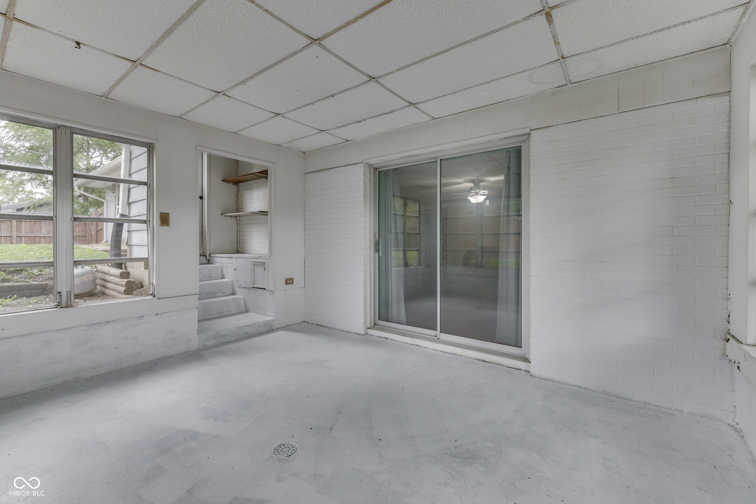 1110 Barefoot Trail