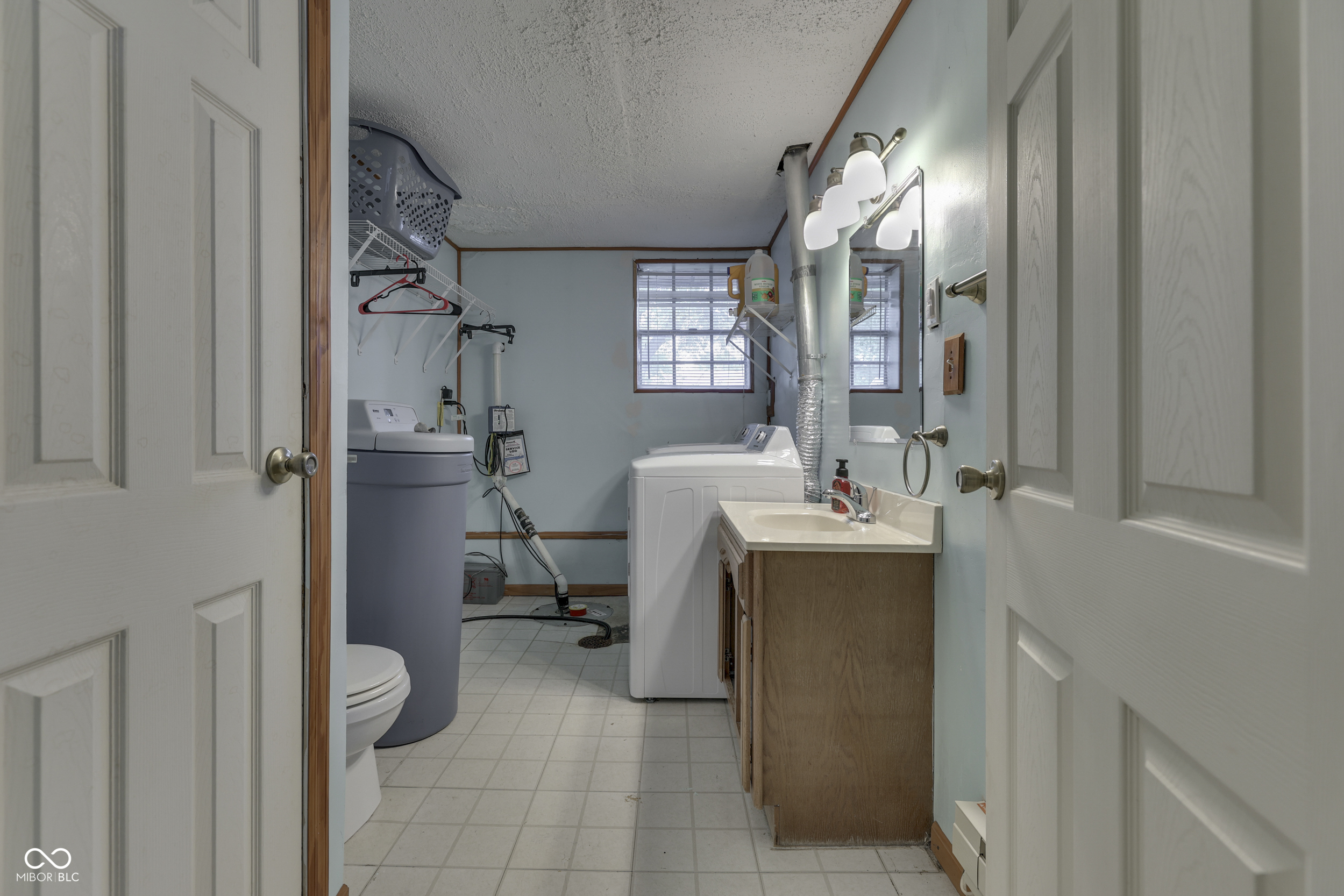 1110 Barefoot Trail