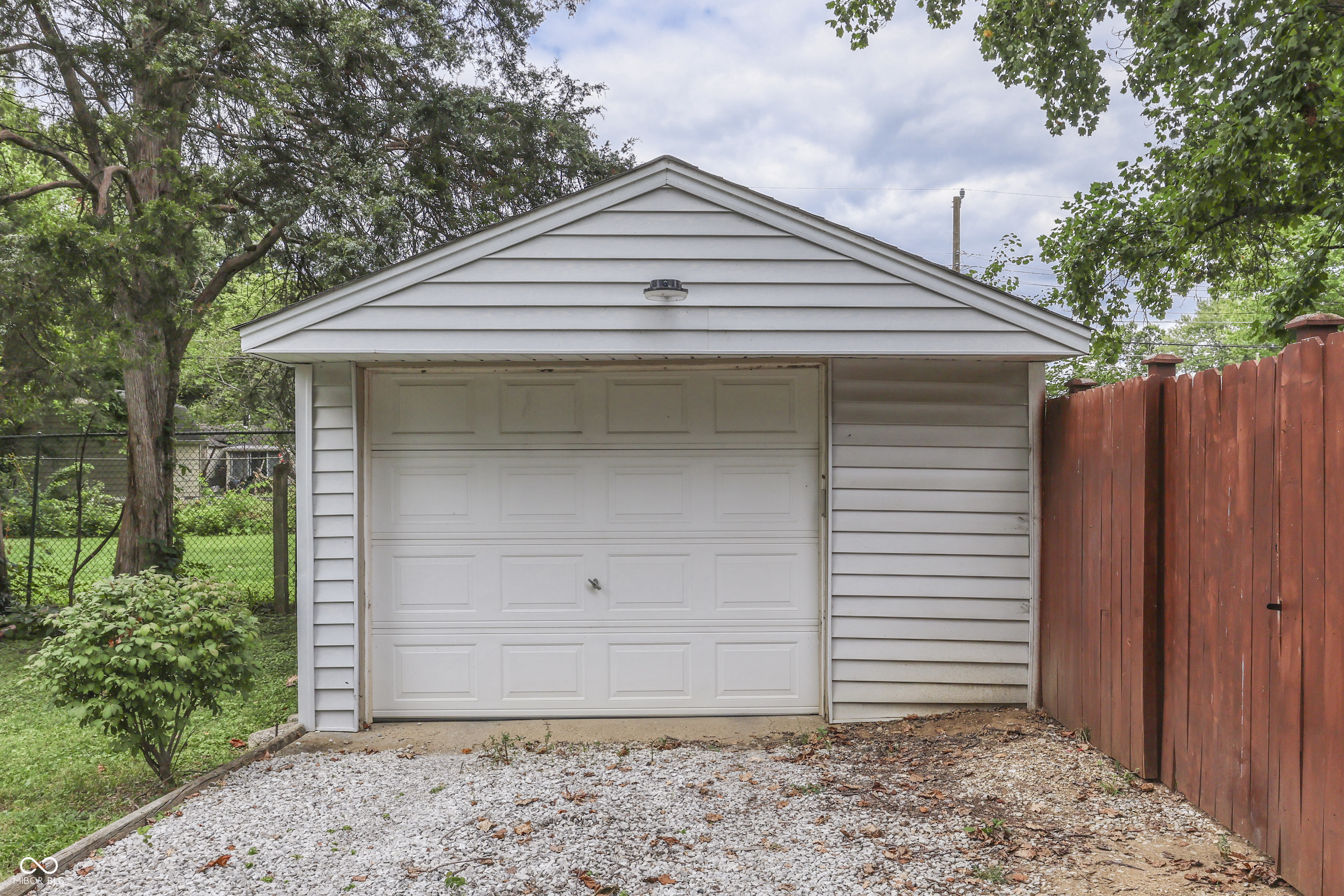 112 Mercator Drive