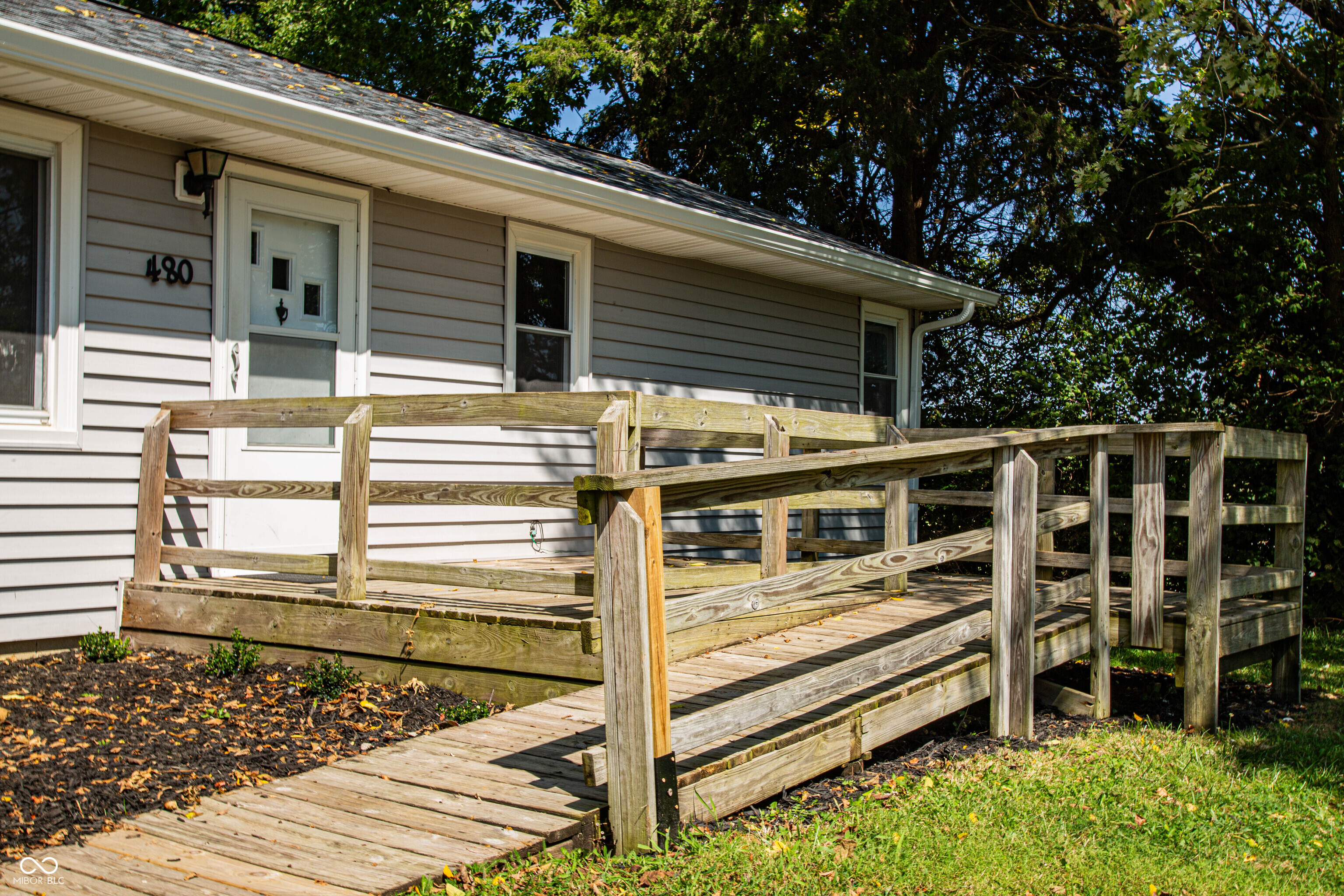 480 E Old Plank Road