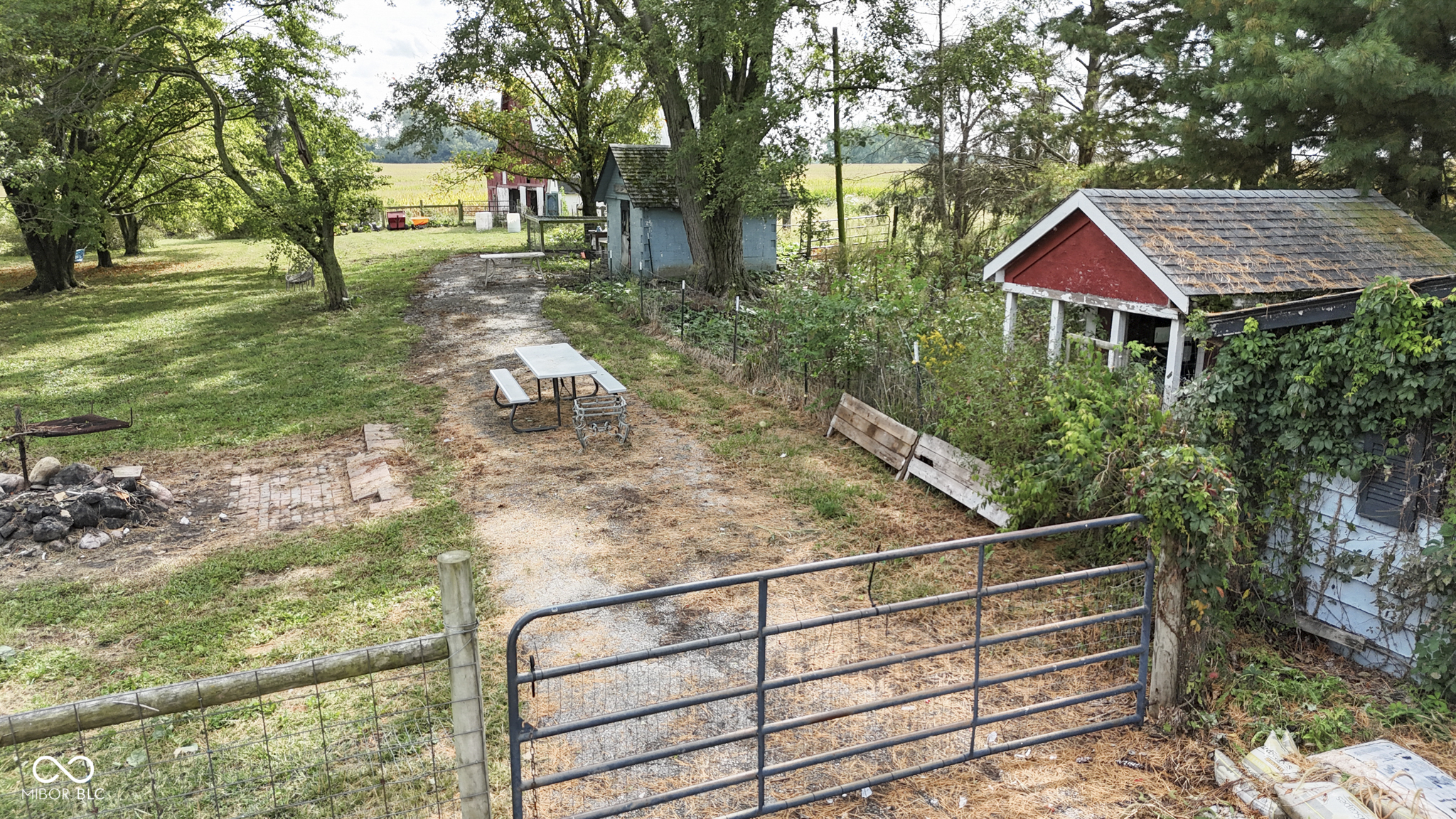 7183 E Rocklane Road