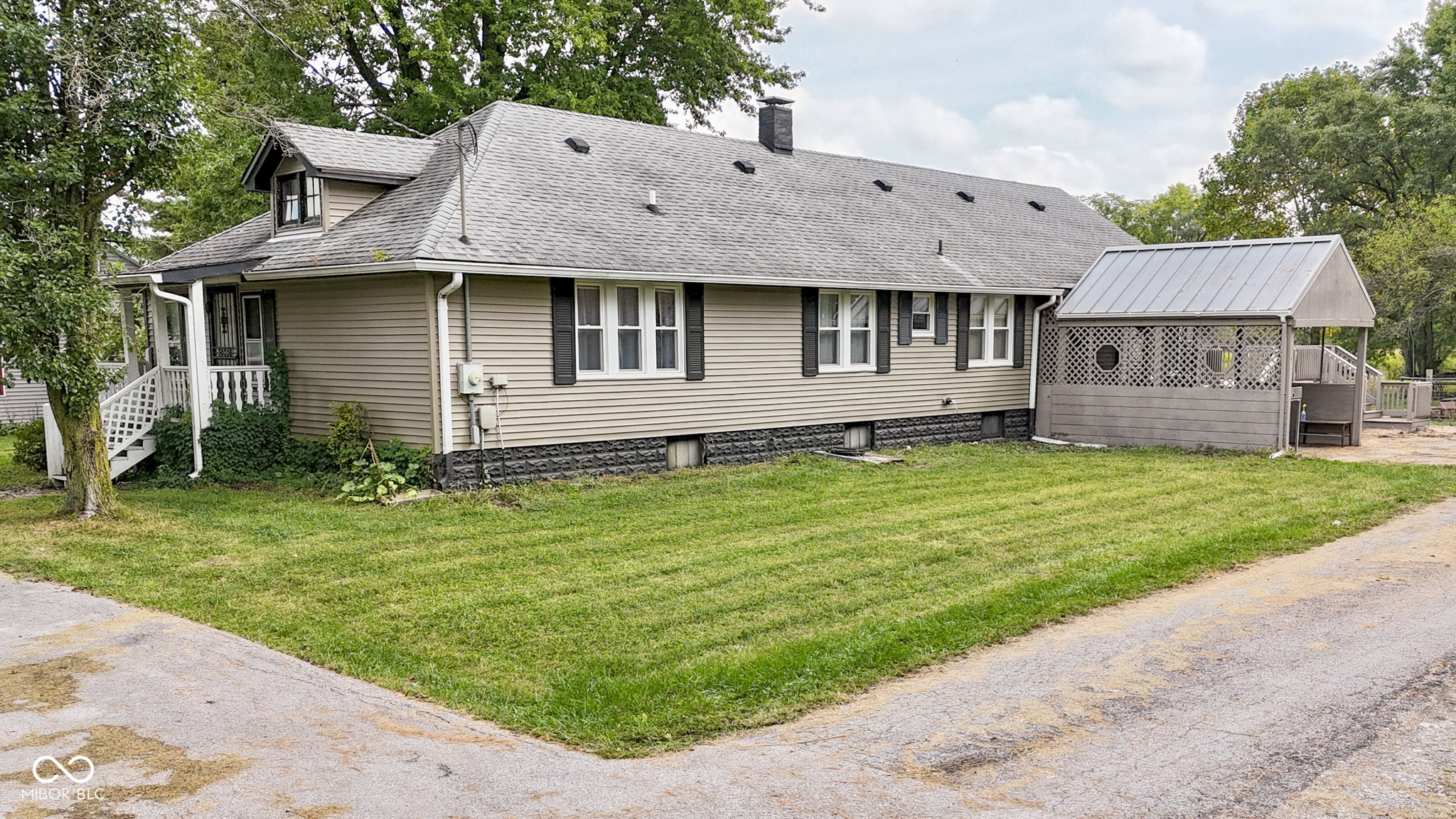 7183 E Rocklane Road