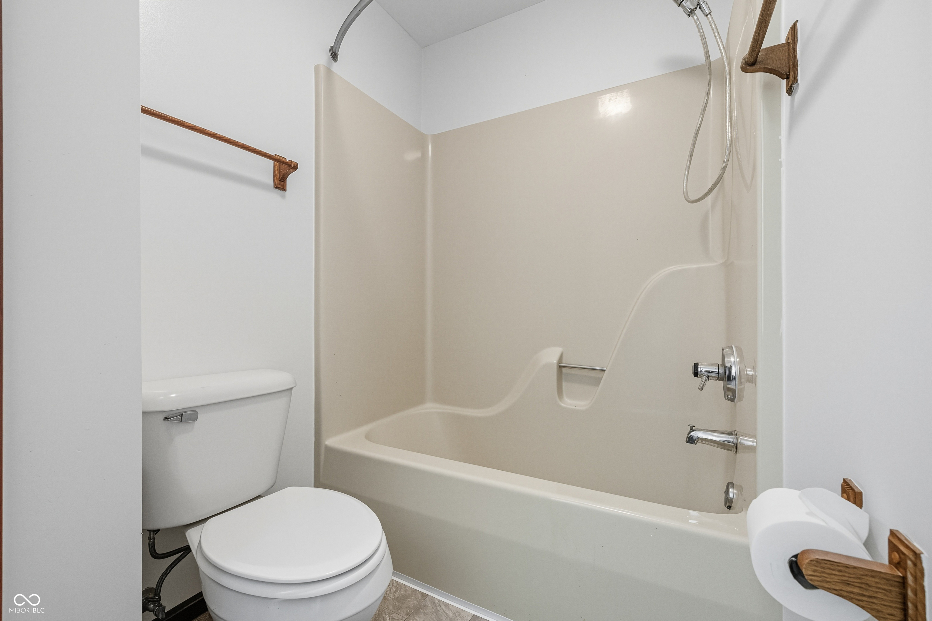 1525 Timber Village Drive