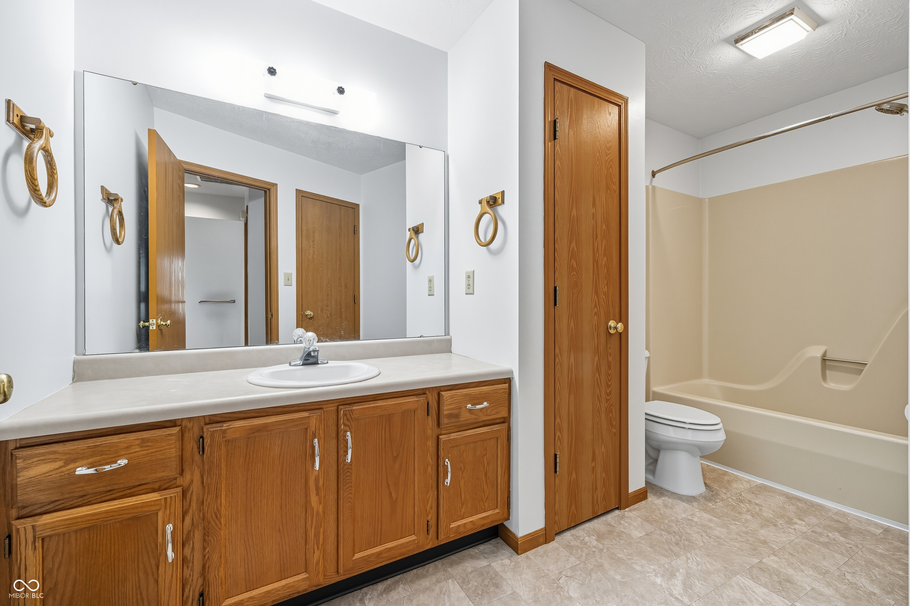 1525 Timber Village Drive