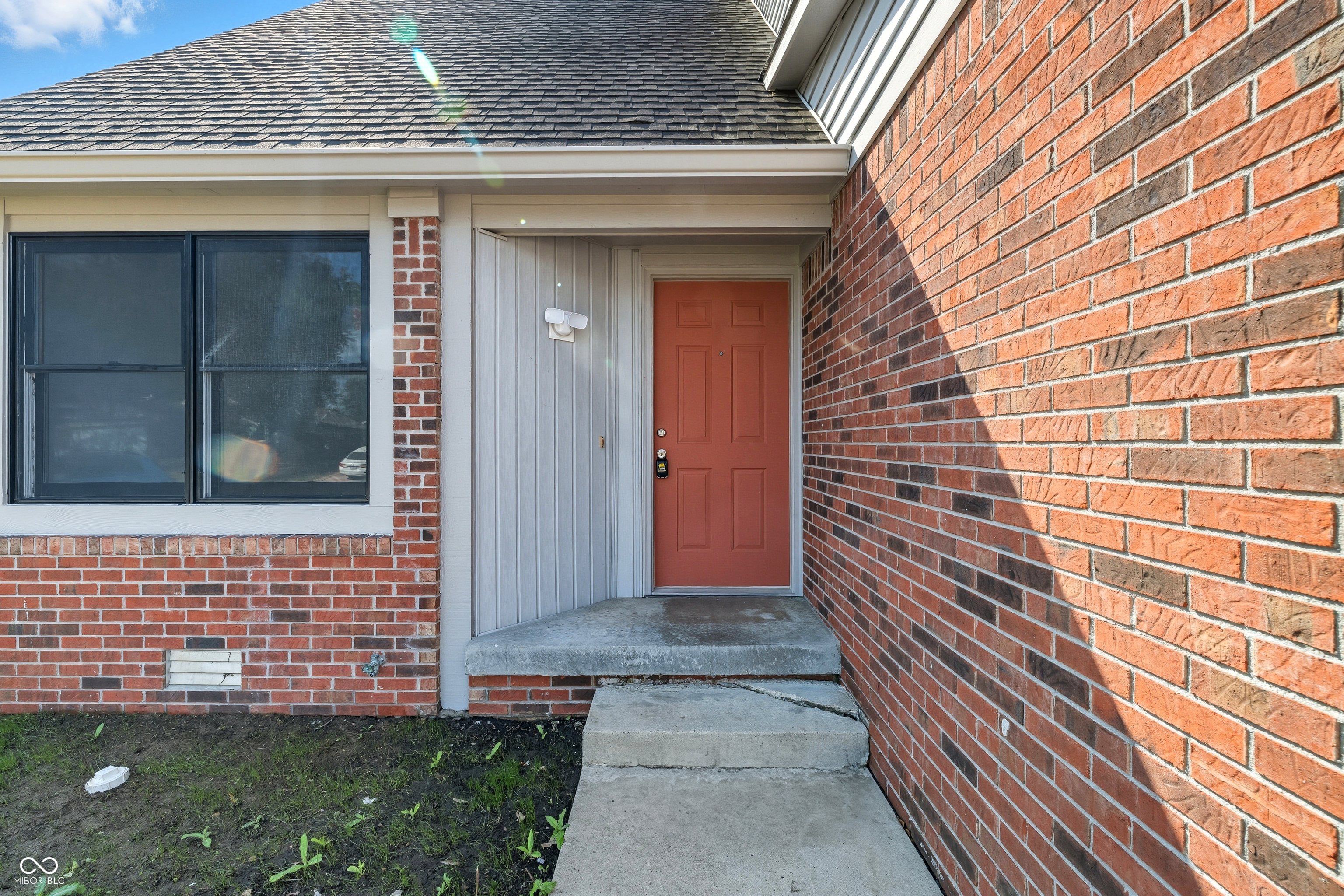 1525 Timber Village Drive