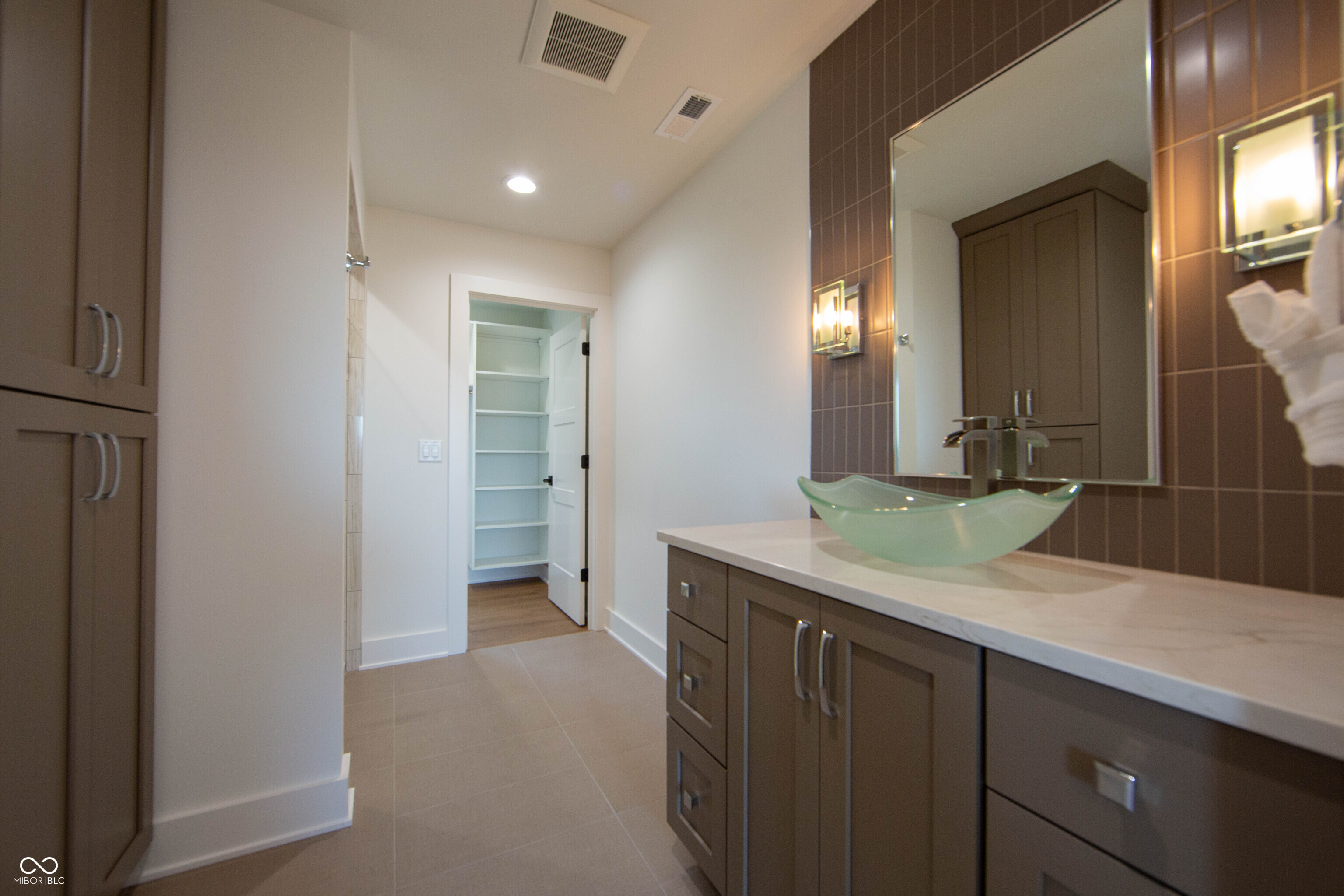 3874 Chapel Hill Court