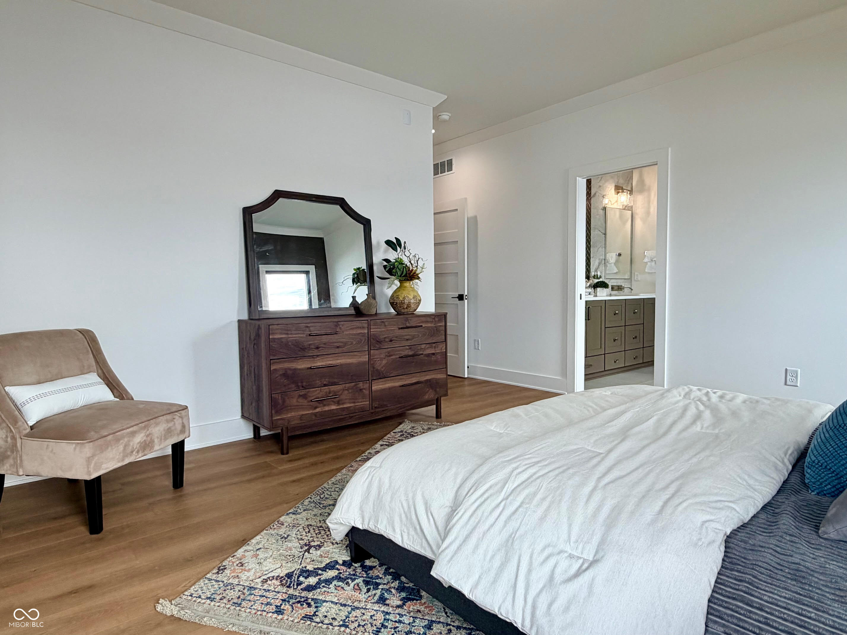 3874 Chapel Hill Court