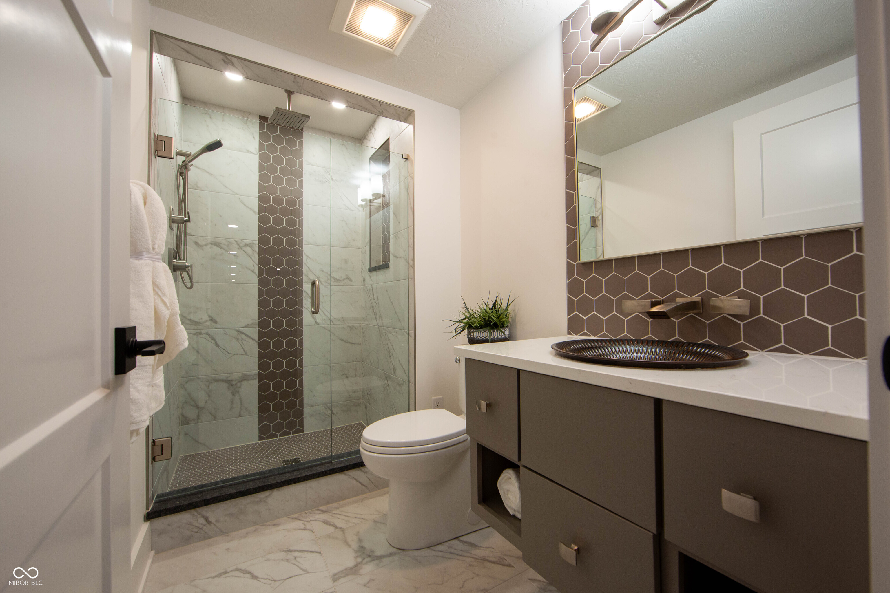 3874 Chapel Hill Court