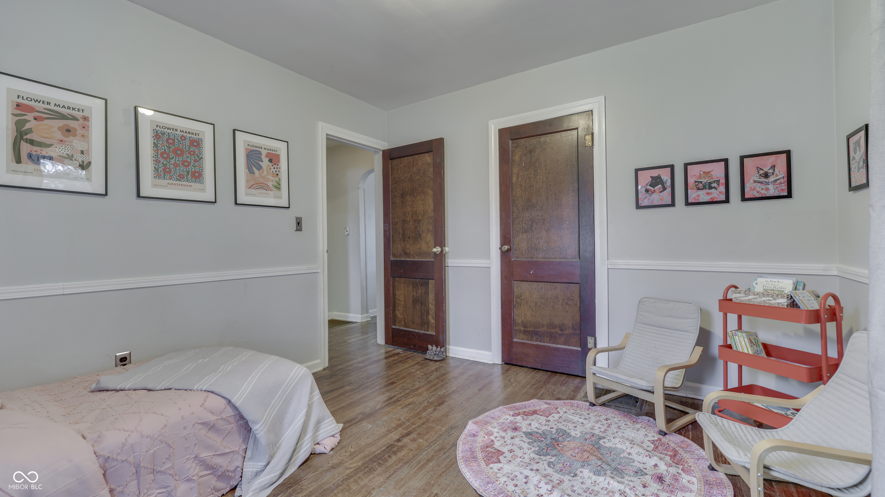 309 E Garfield Avenue