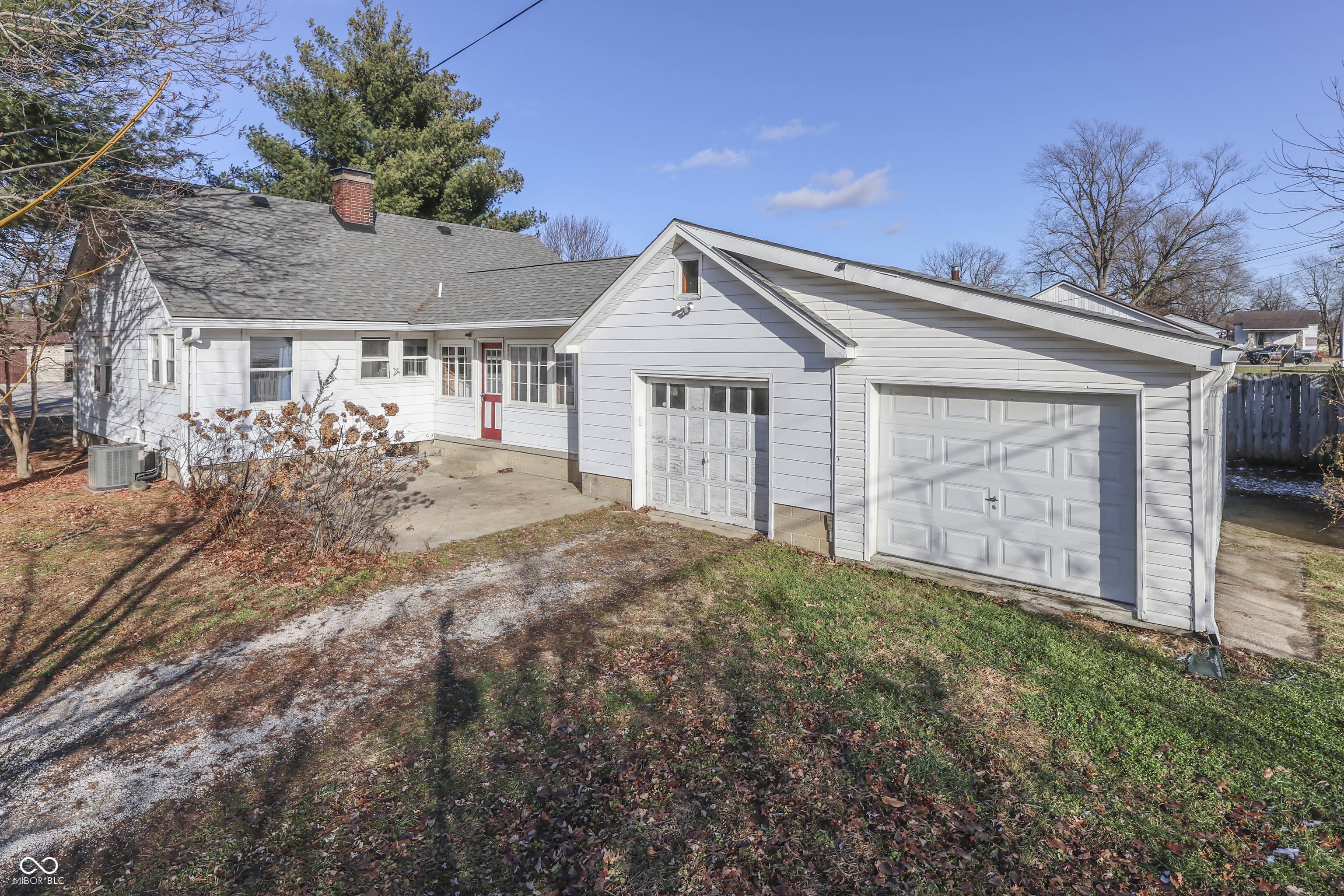 309 E Garfield Avenue