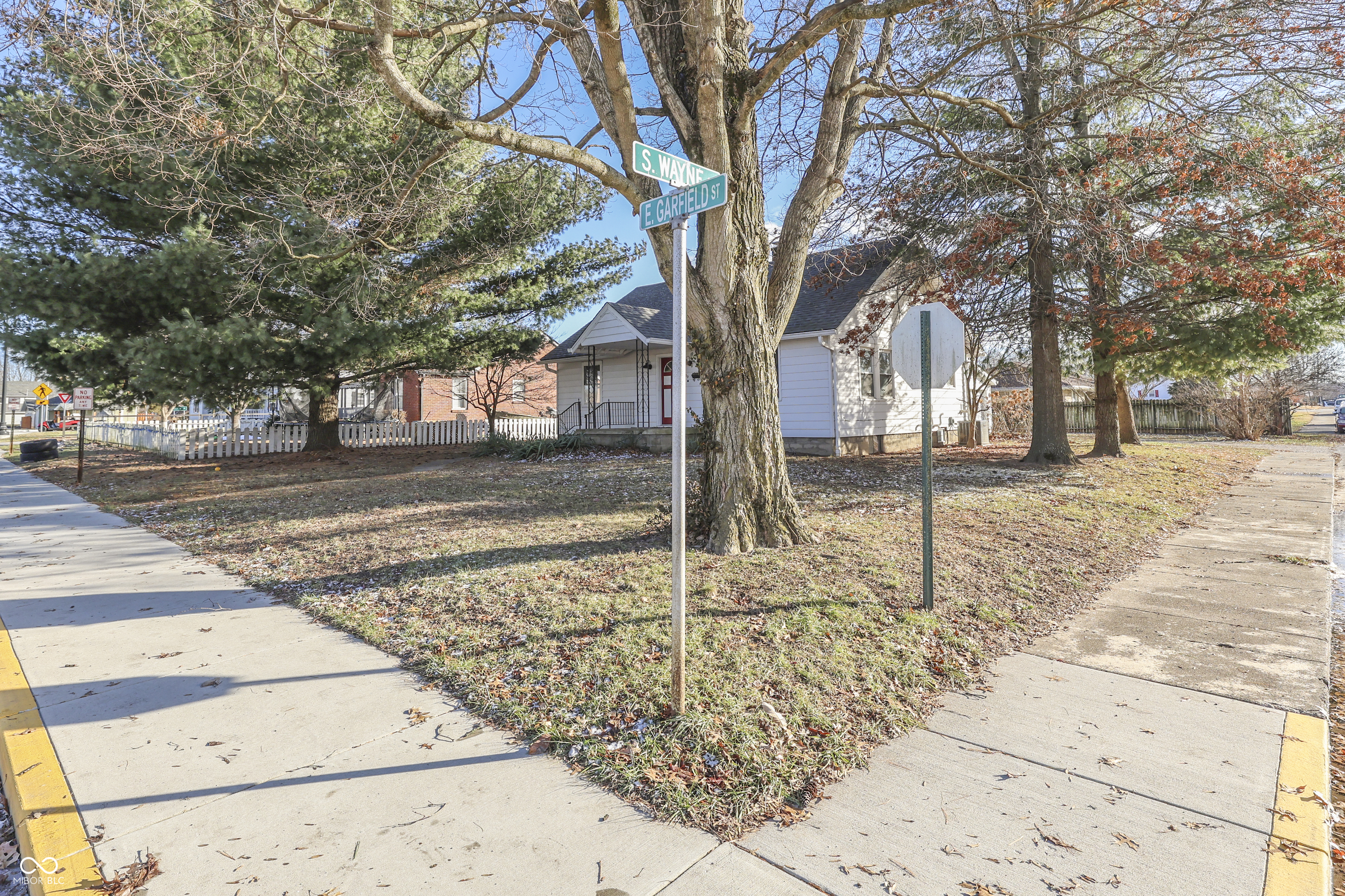 309 E Garfield Avenue