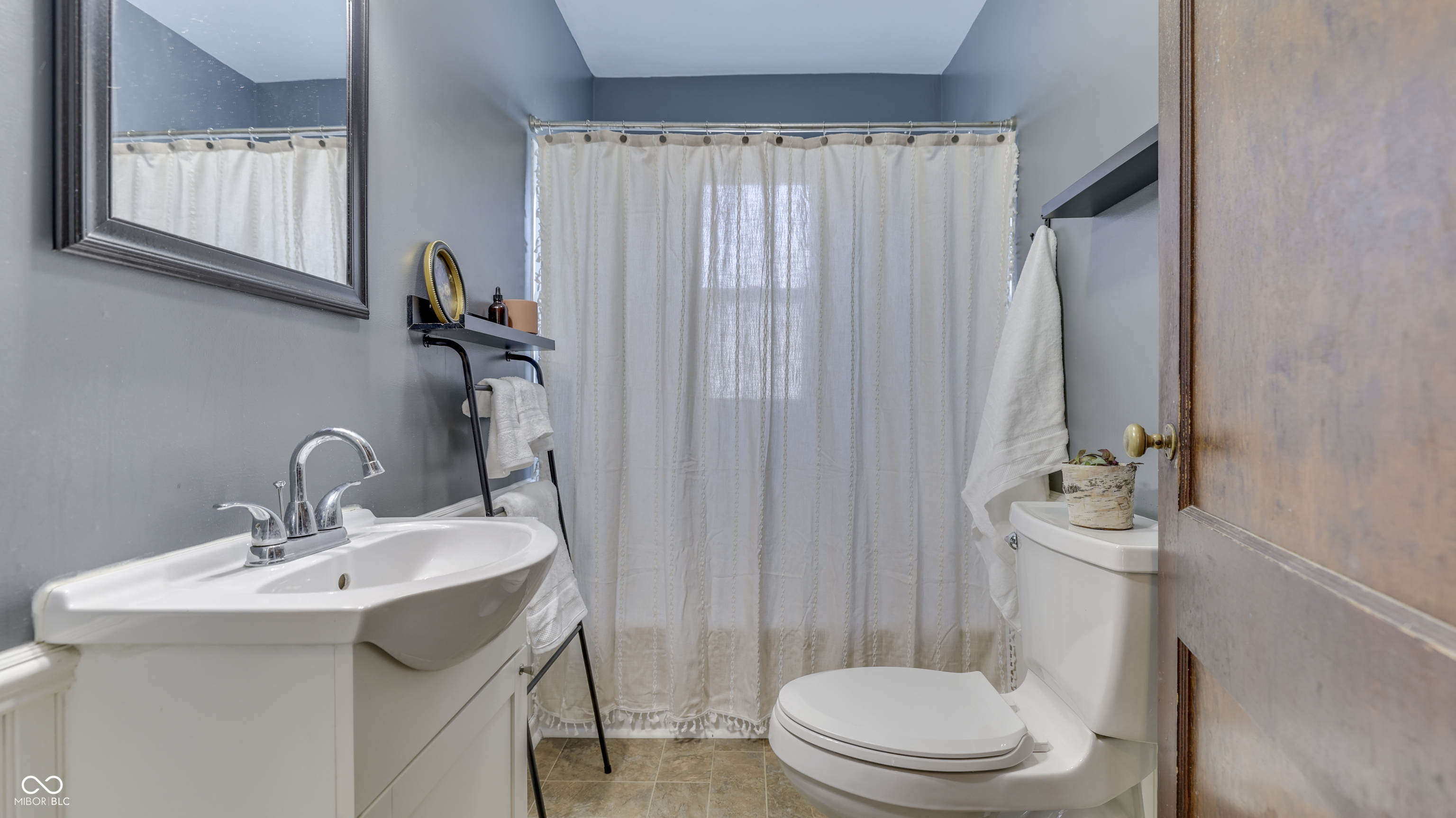 309 E Garfield Avenue