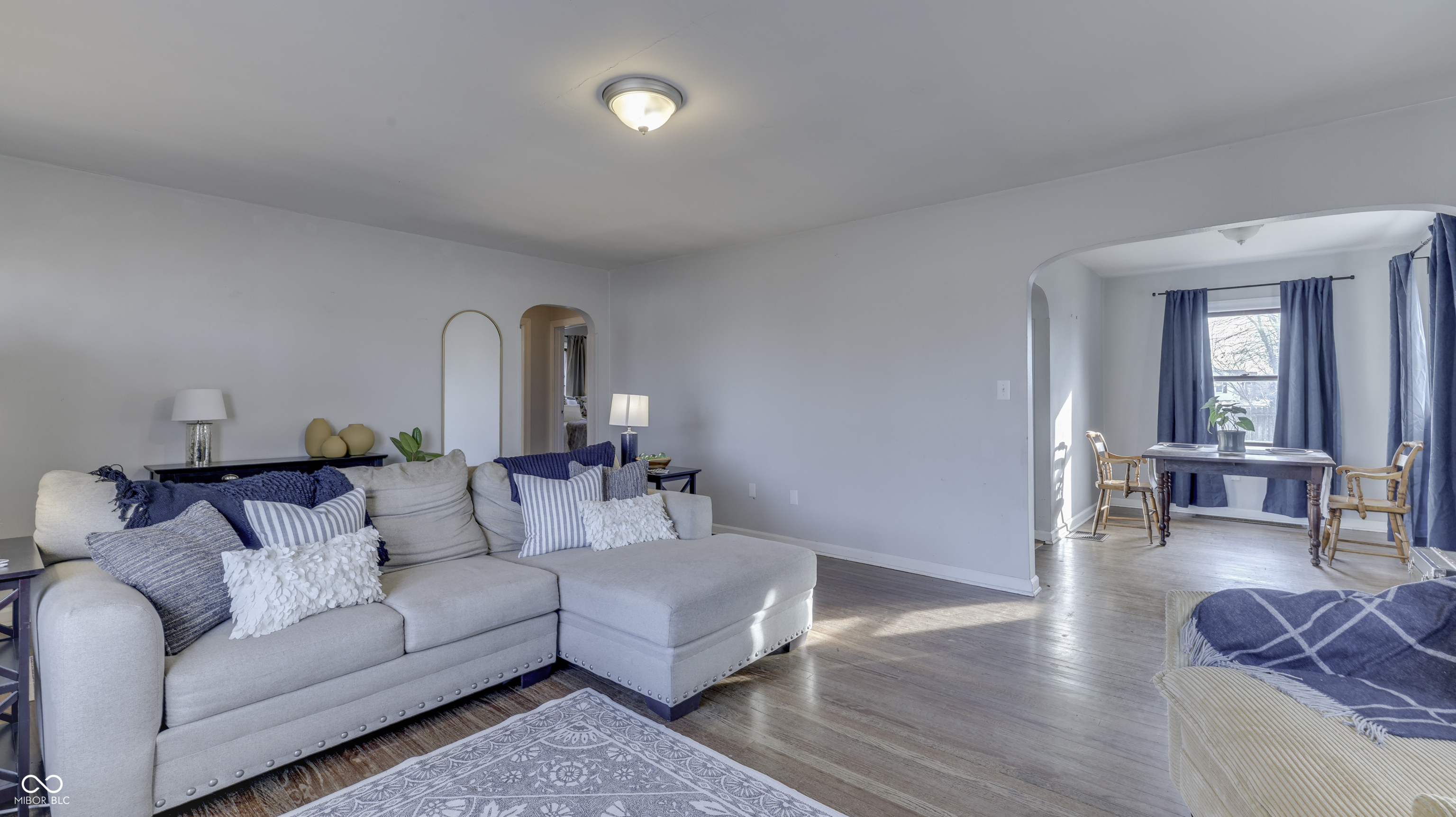 309 E Garfield Avenue