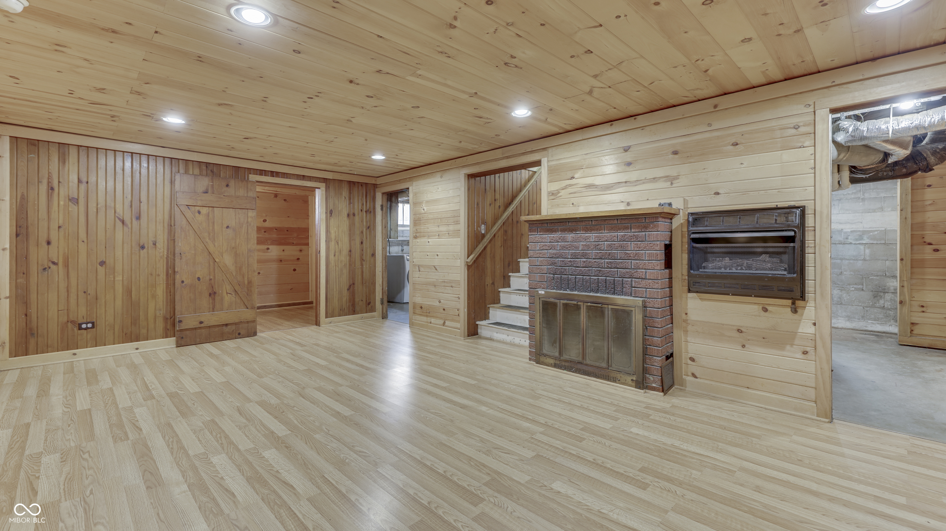 309 E Garfield Avenue