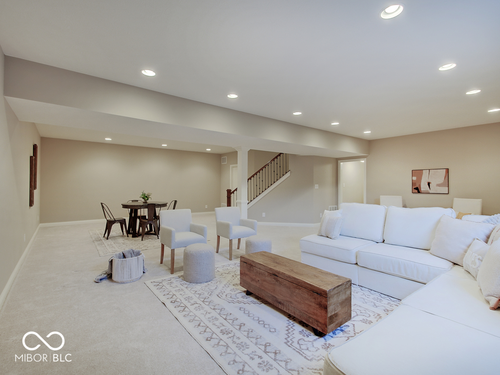 6712 Braemar Avenue S