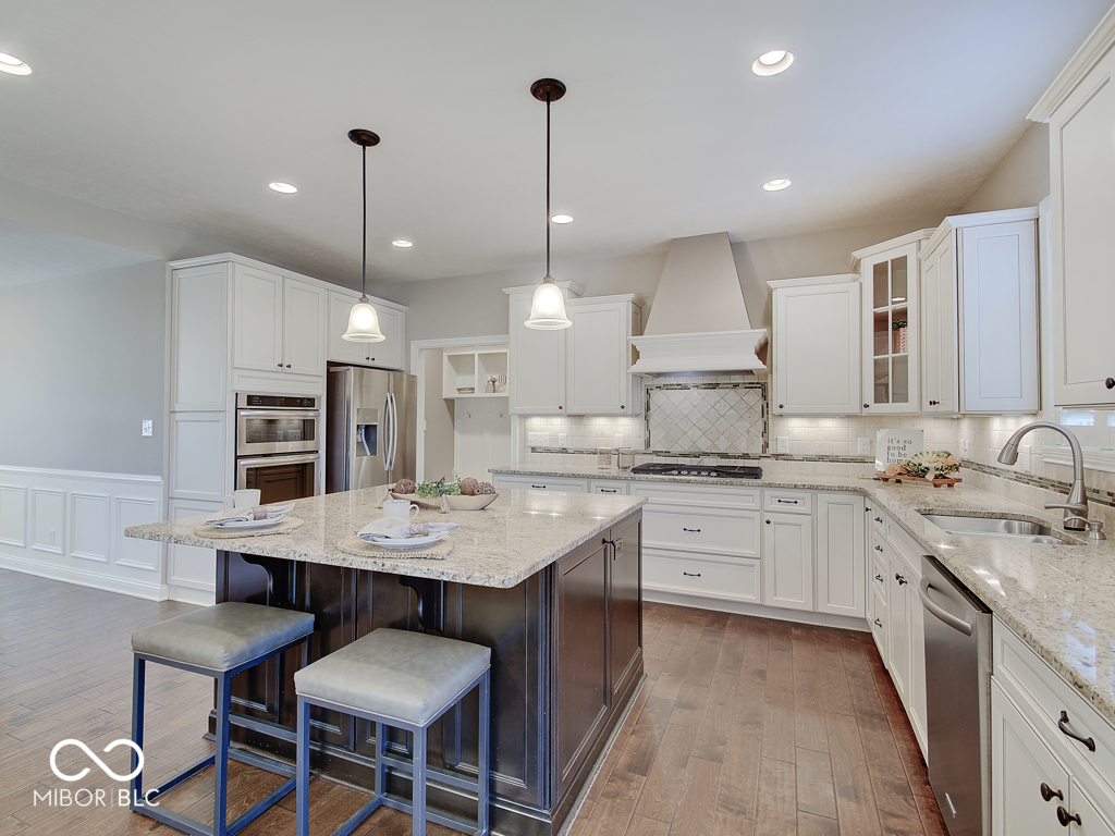 6712 Braemar Avenue S