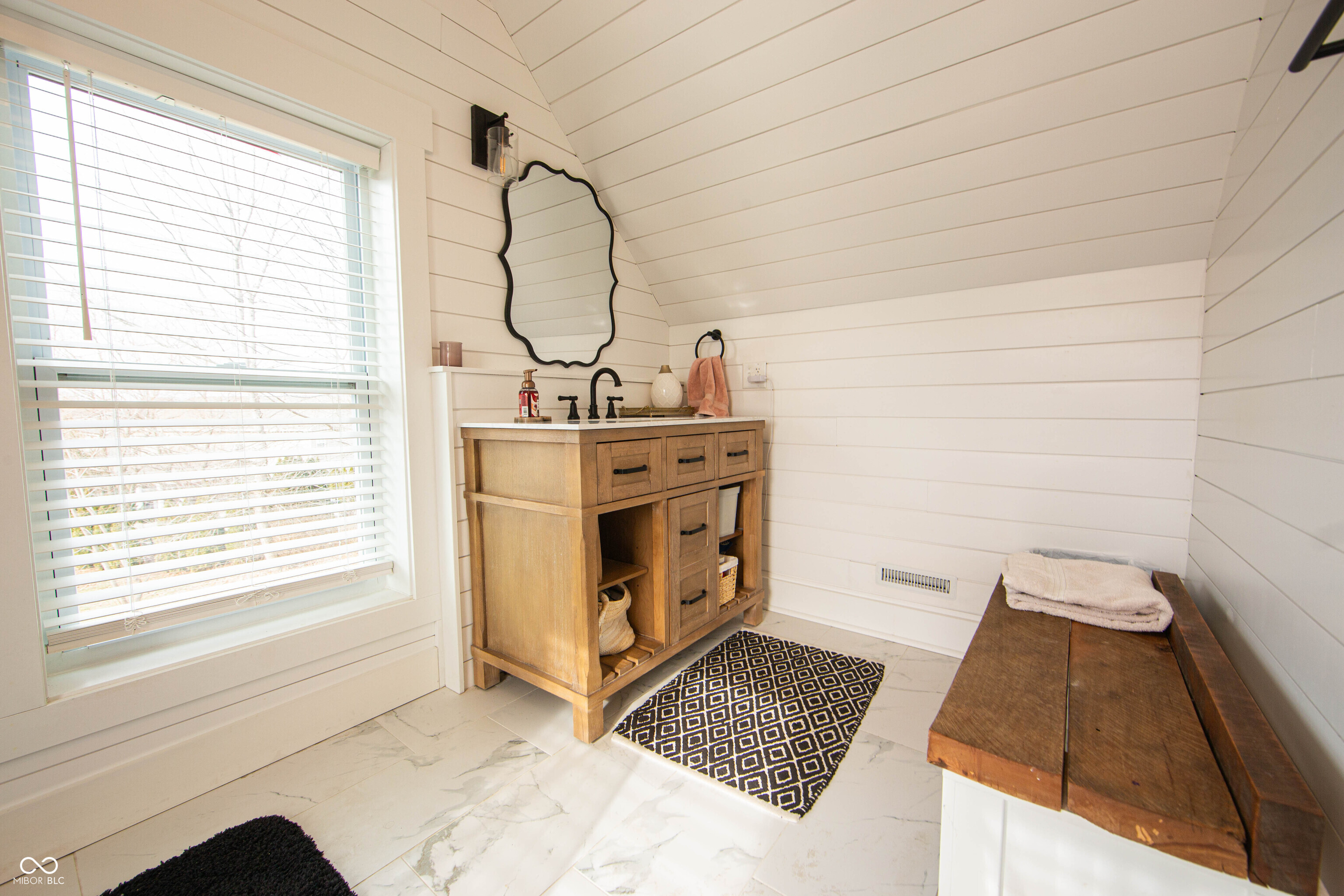 5234 W Olive Branch Road