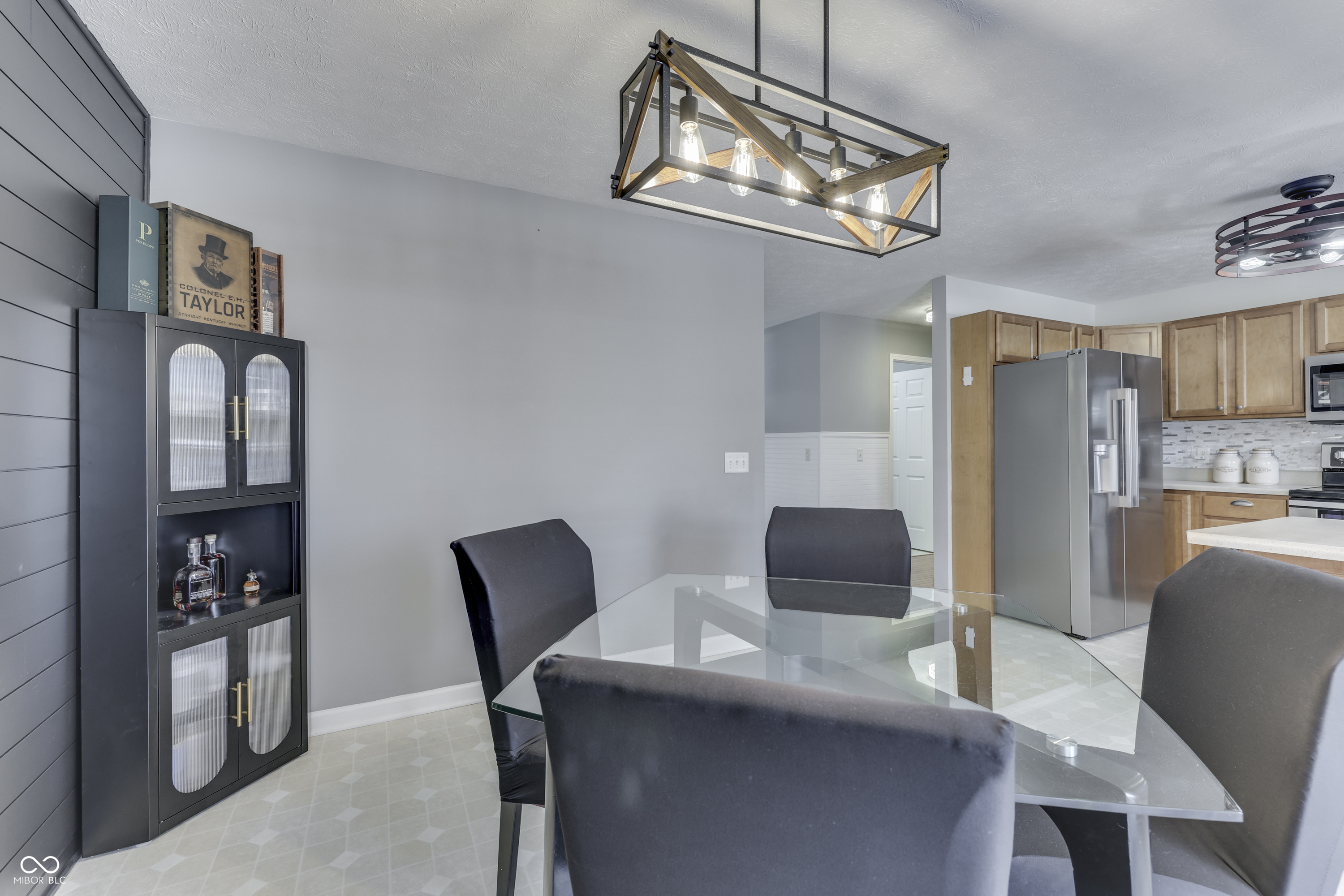 4586 N Shadow Wood Drive